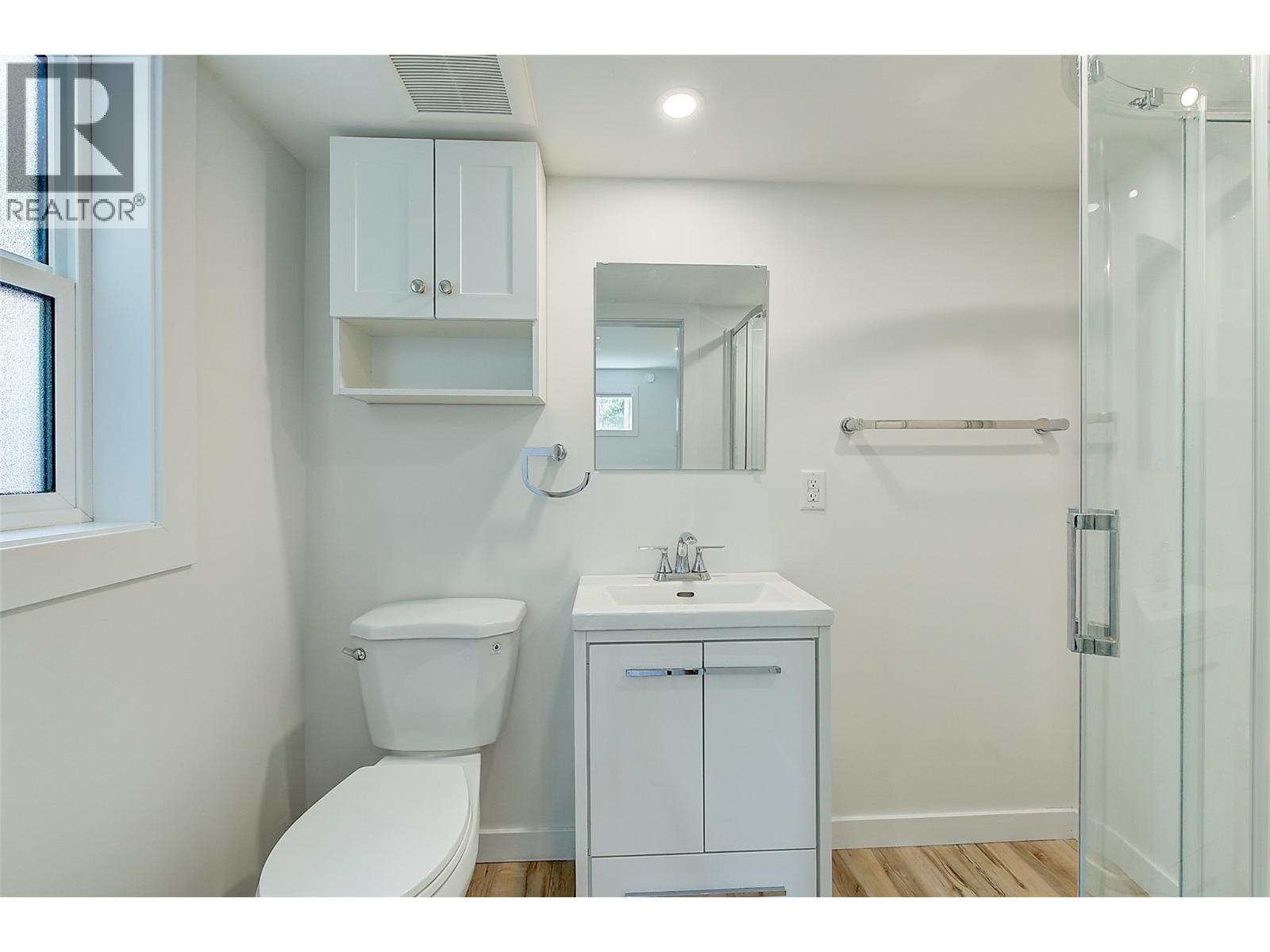  994 Tronson Drive, Kelowna