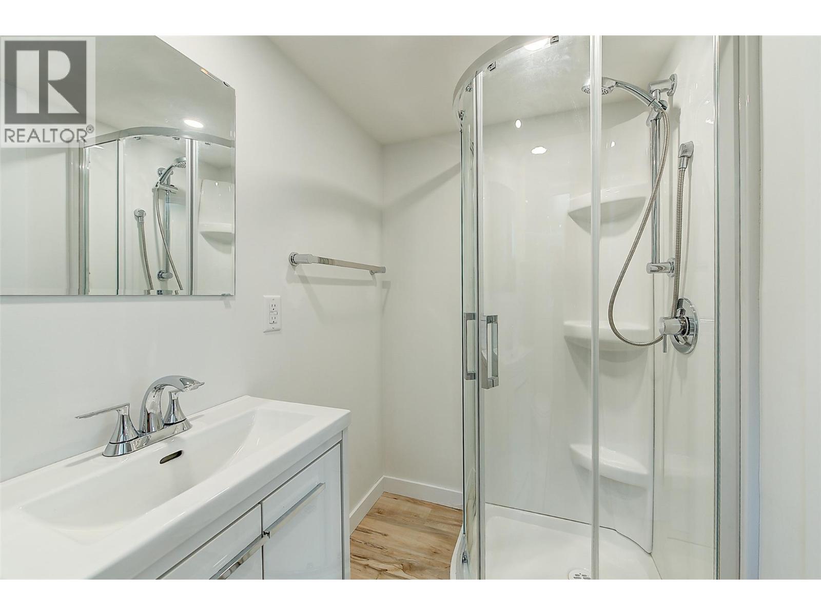  994 Tronson Drive, Kelowna