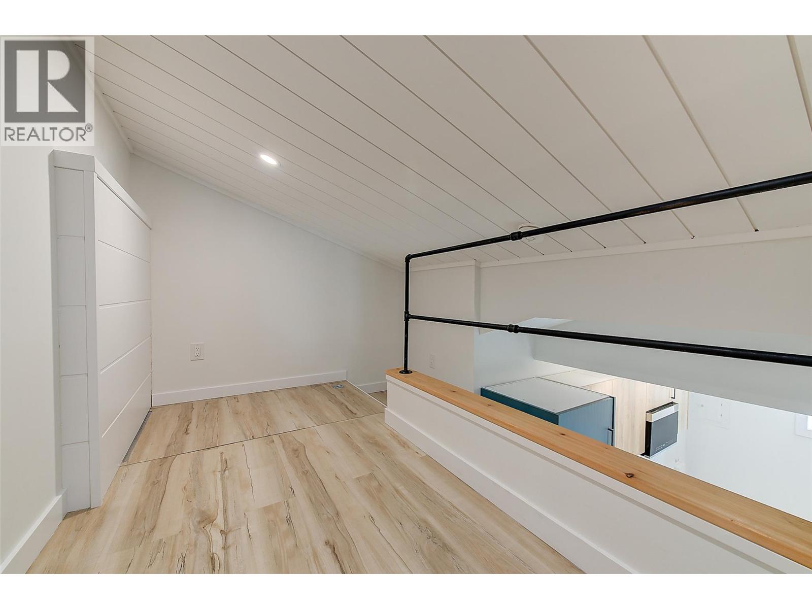  994 Tronson Drive, Kelowna