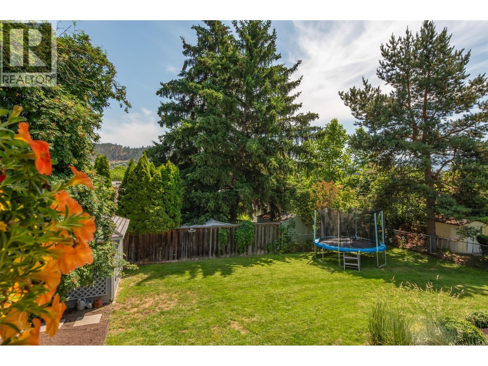  994 Tronson Drive, Kelowna
