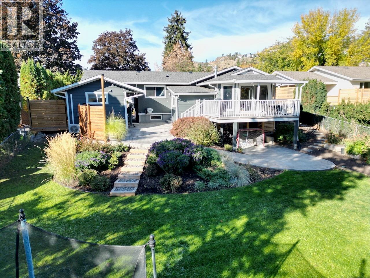  994 Tronson Drive, Kelowna