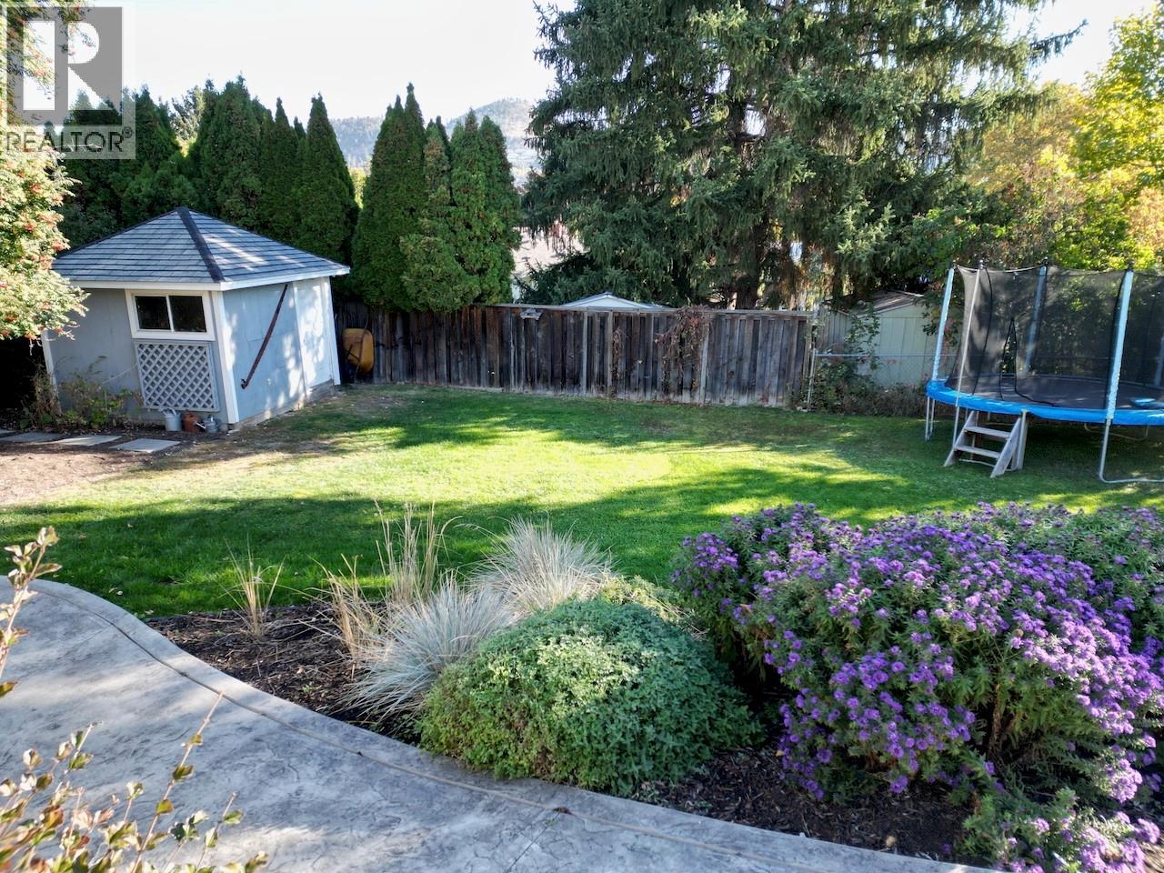  994 Tronson Drive, Kelowna