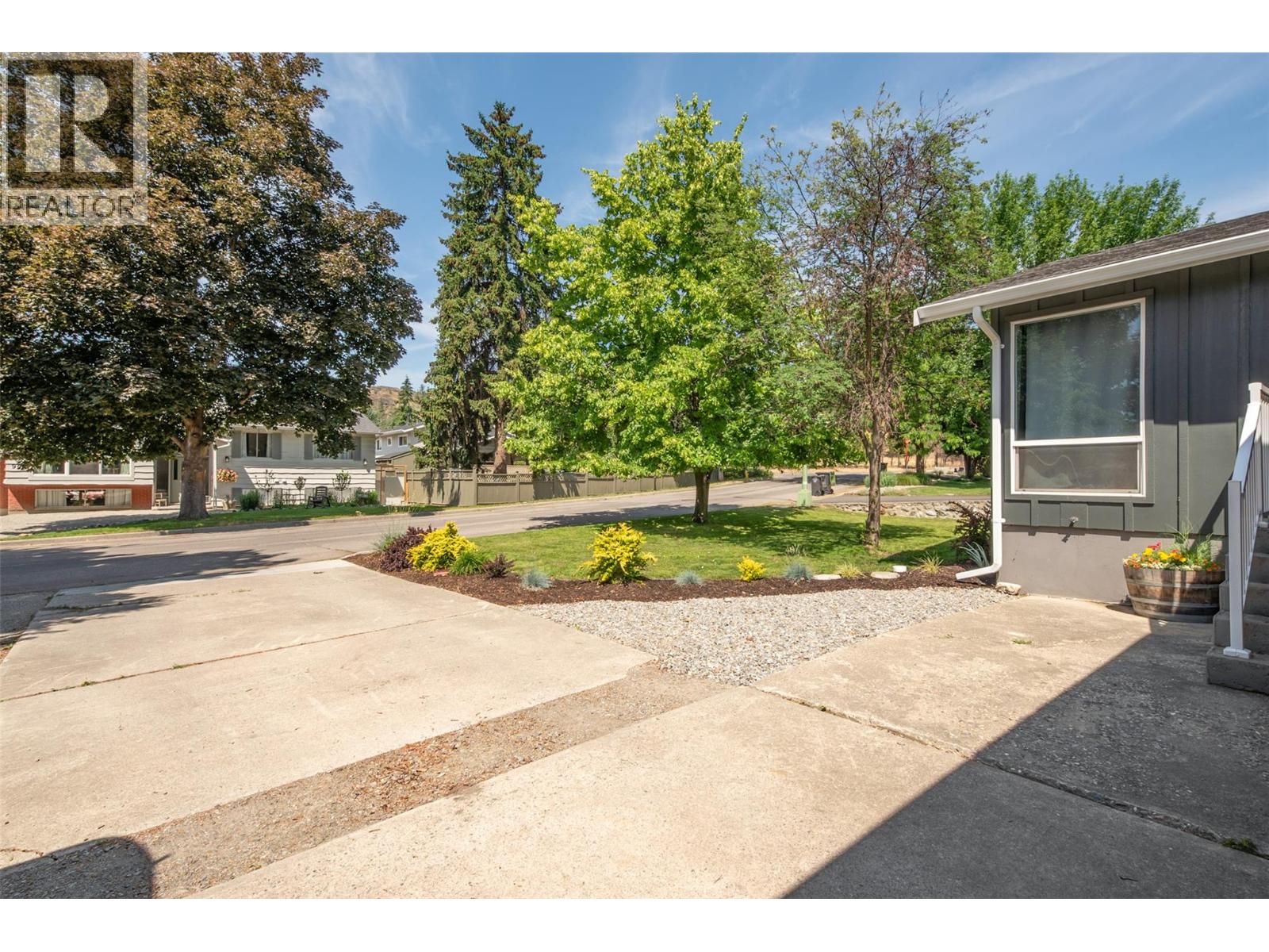  994 Tronson Drive, Kelowna