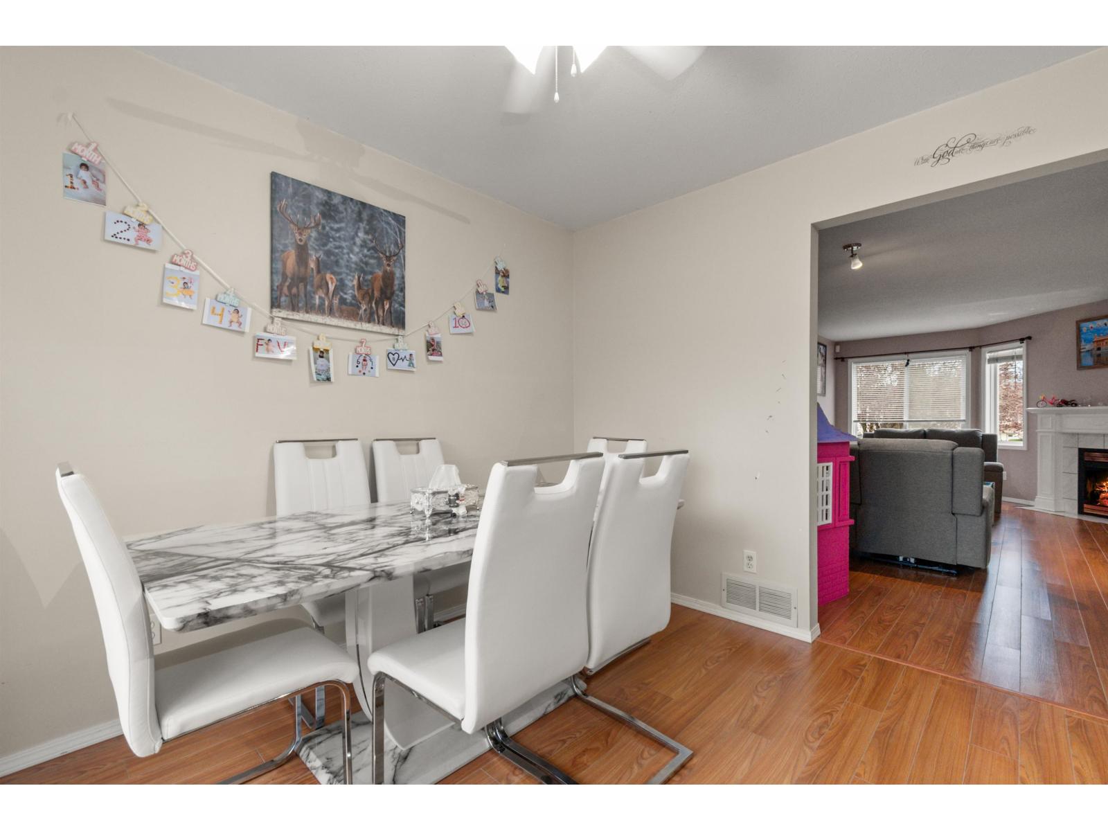 4 46375 CESSNA DRIVE, Chilliwack Proper South, Chilliwack