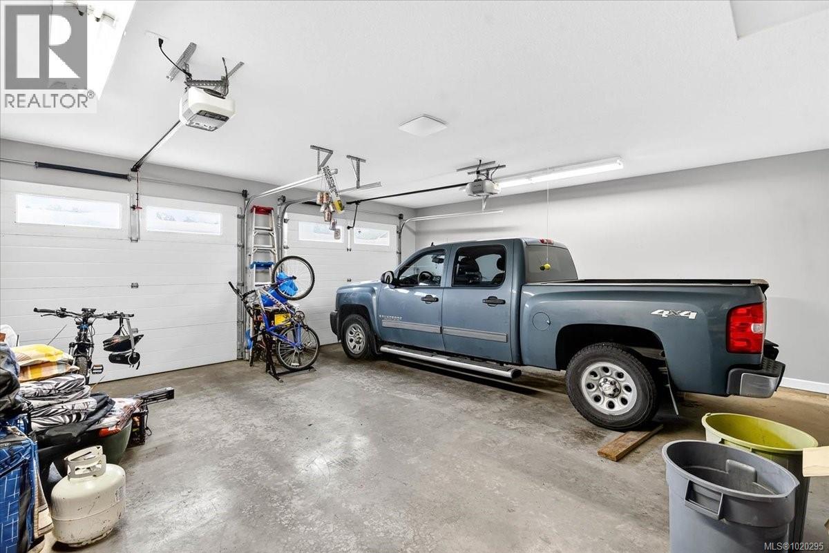 5548 Woodland Cres W, Port Alberni