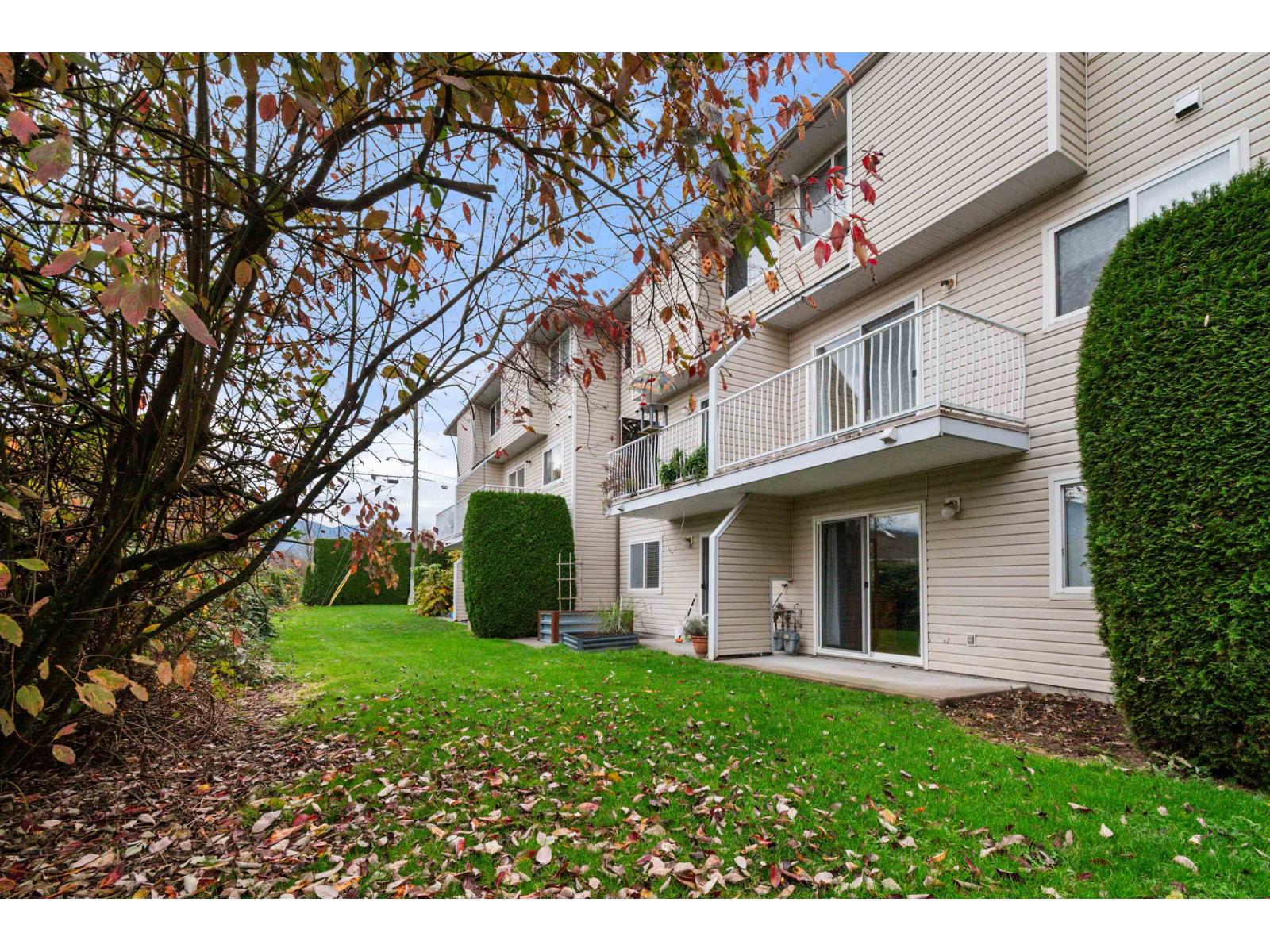 4 46375 CESSNA DRIVE, Chilliwack Proper South, Chilliwack