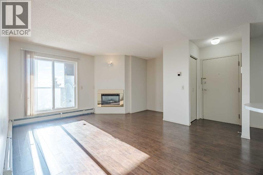 Single Family House for Sale in   Edenwold Heights NW Edgemont Calgary 