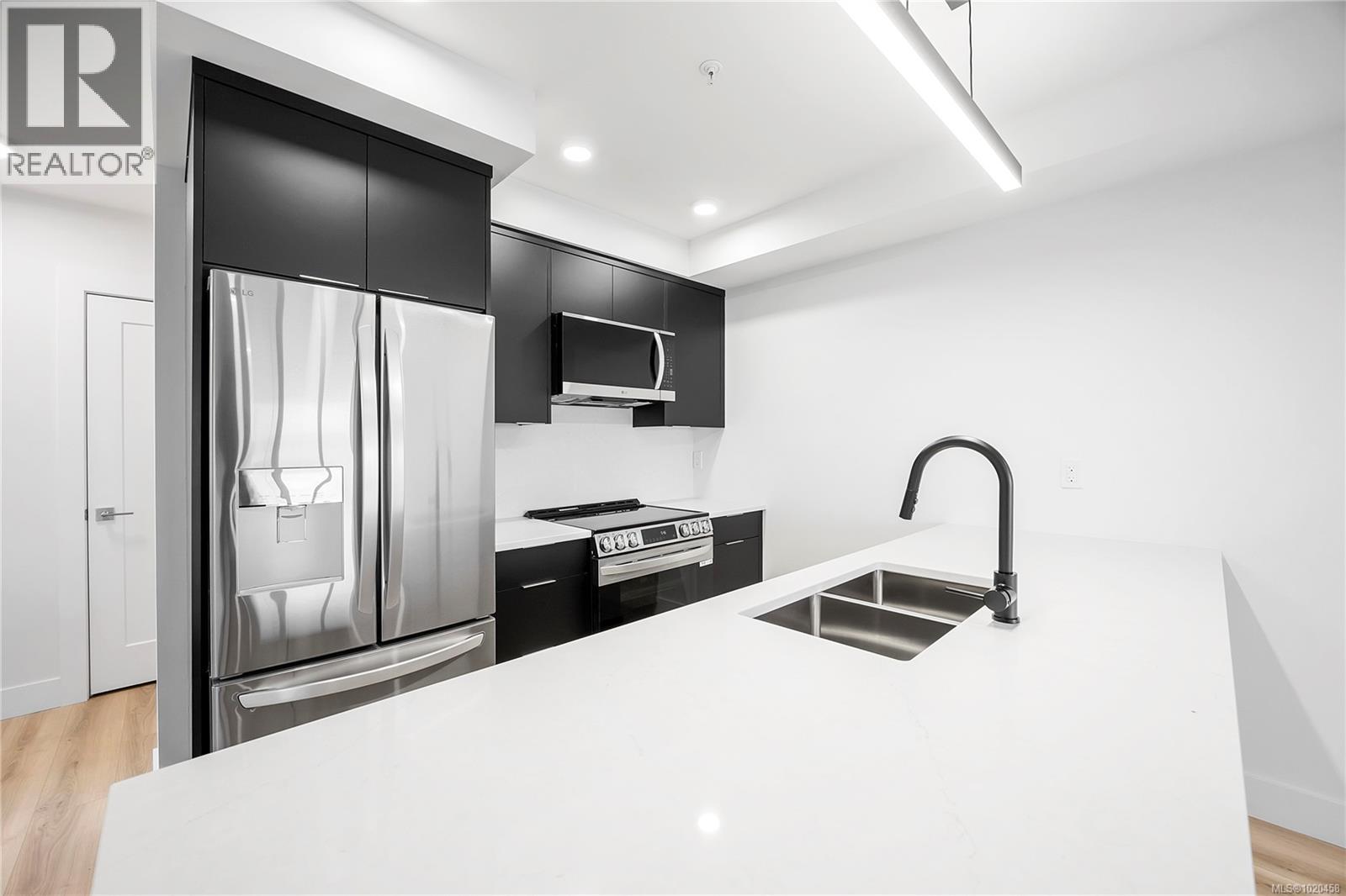 505 45 Haliburton St, Nanaimo