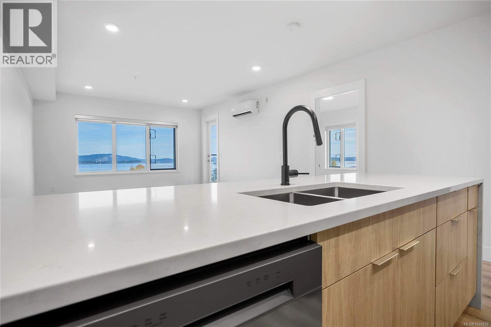 505 45 Haliburton St, Nanaimo