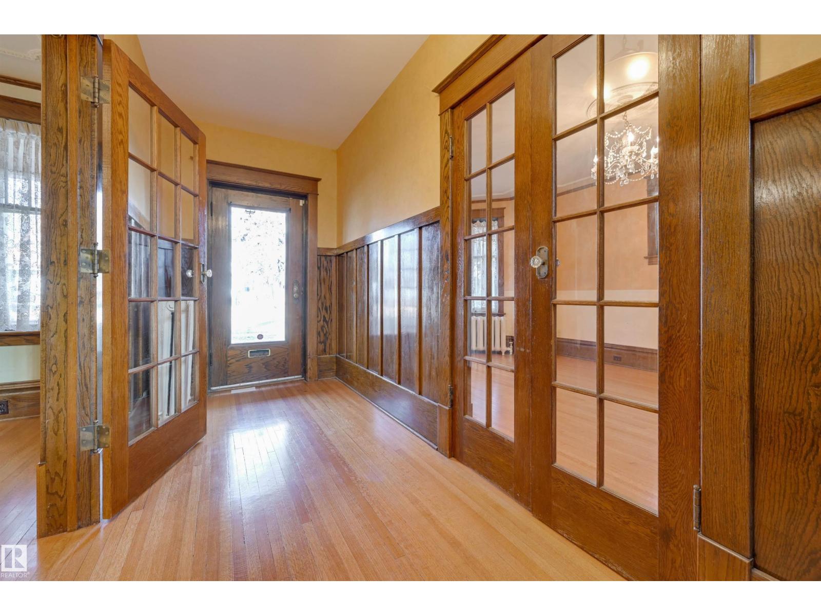 10317 VILLA AV NW, Edmonton