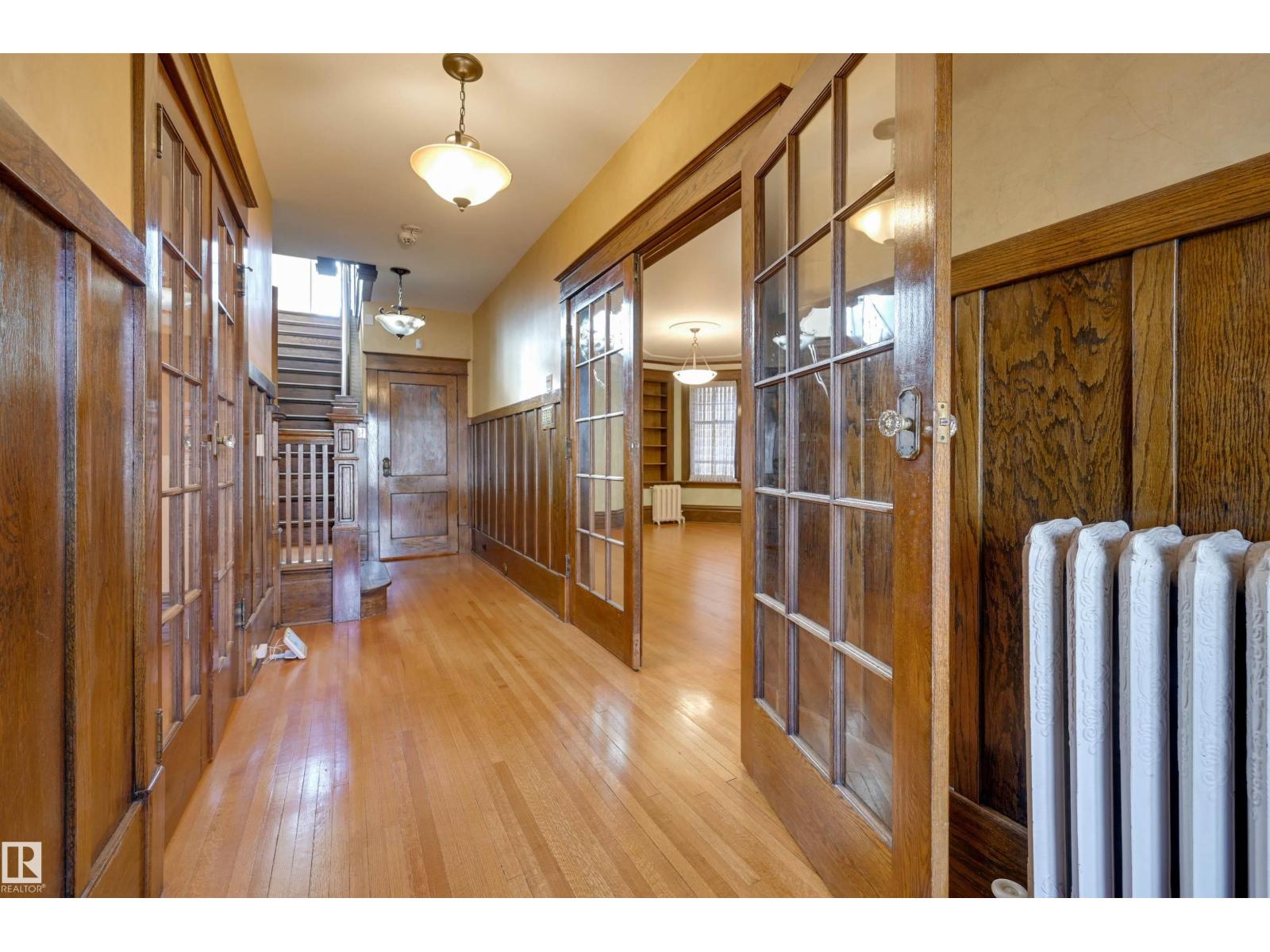 10317 VILLA AV NW, Edmonton