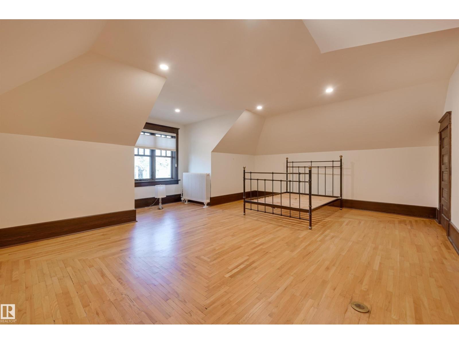 10317 VILLA AV NW, Edmonton