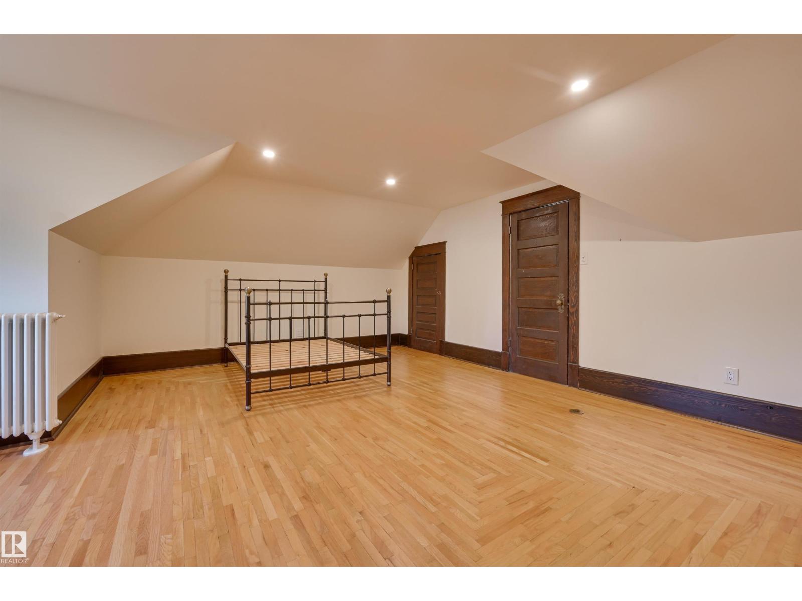 10317 VILLA AV NW, Edmonton