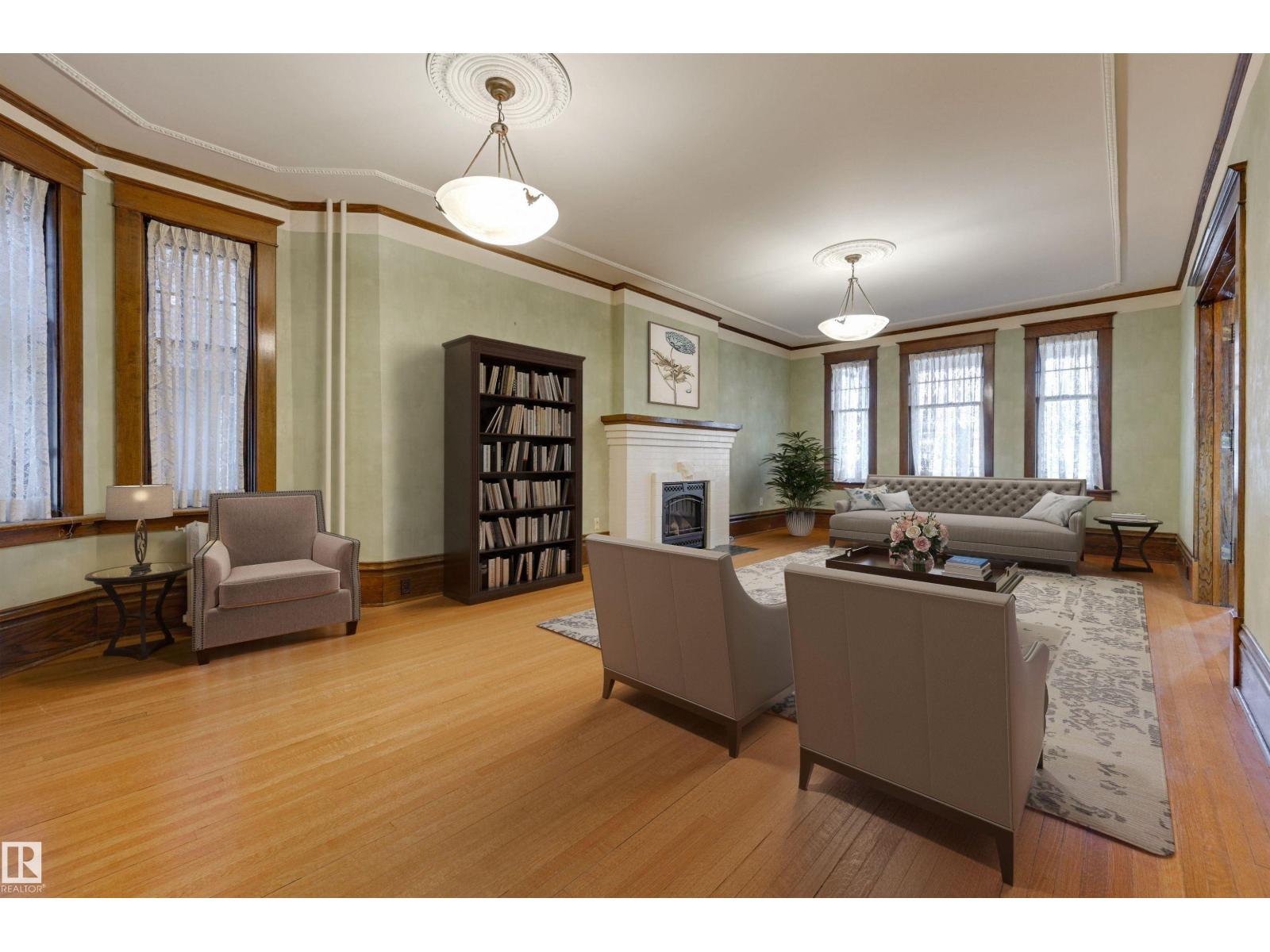 10317 VILLA AV NW, Edmonton