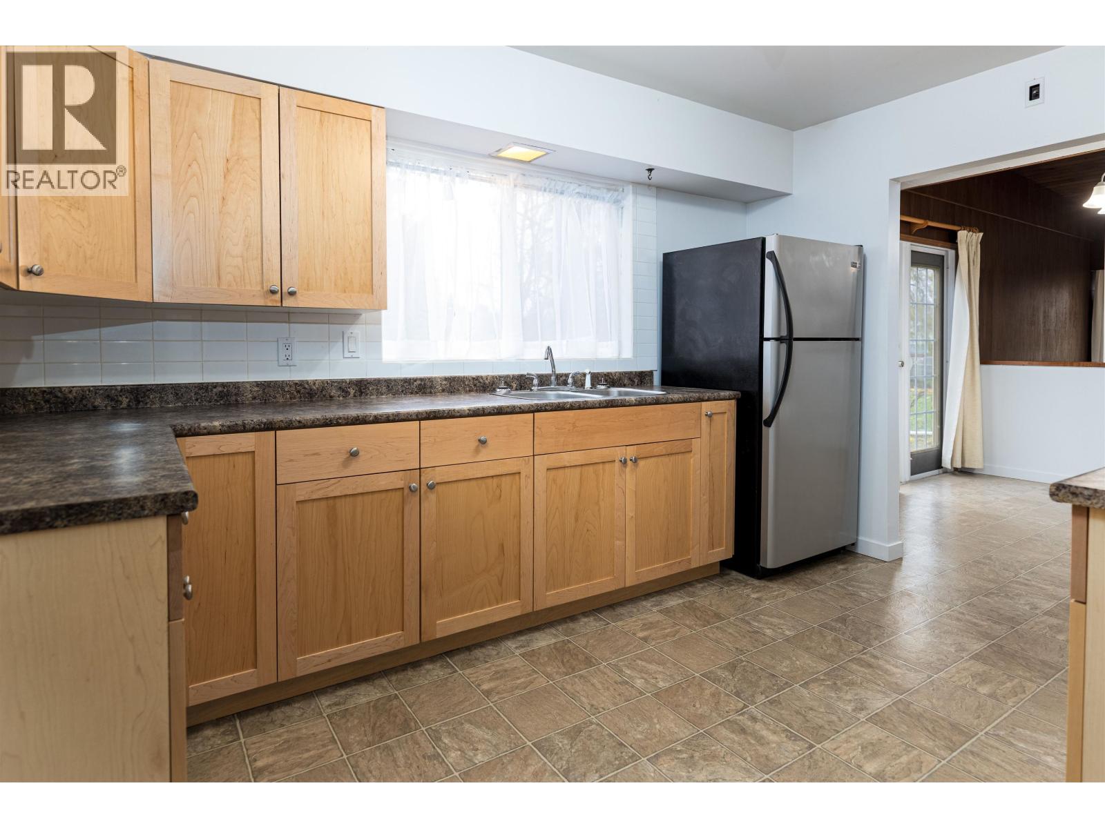 4611 MCCONNELL Avenue, Terrace