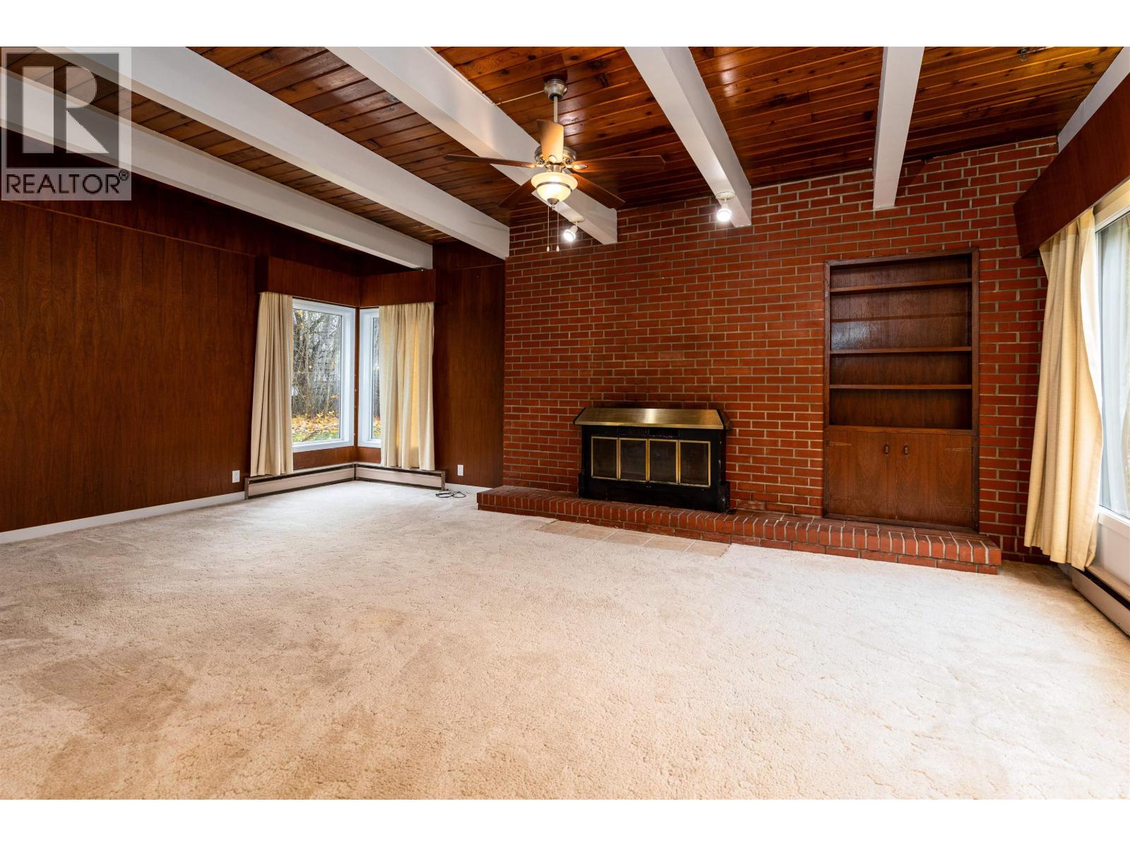 4611 MCCONNELL Avenue, Terrace