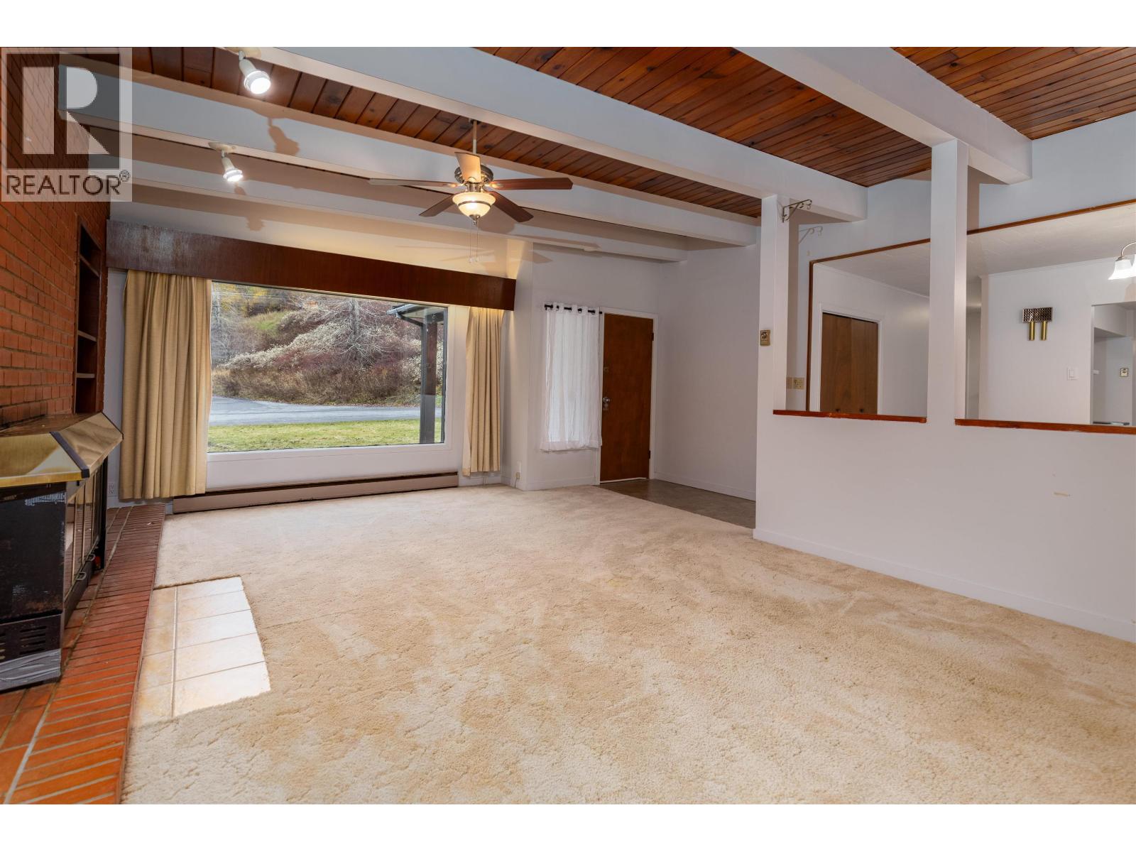 4611 MCCONNELL Avenue, Terrace