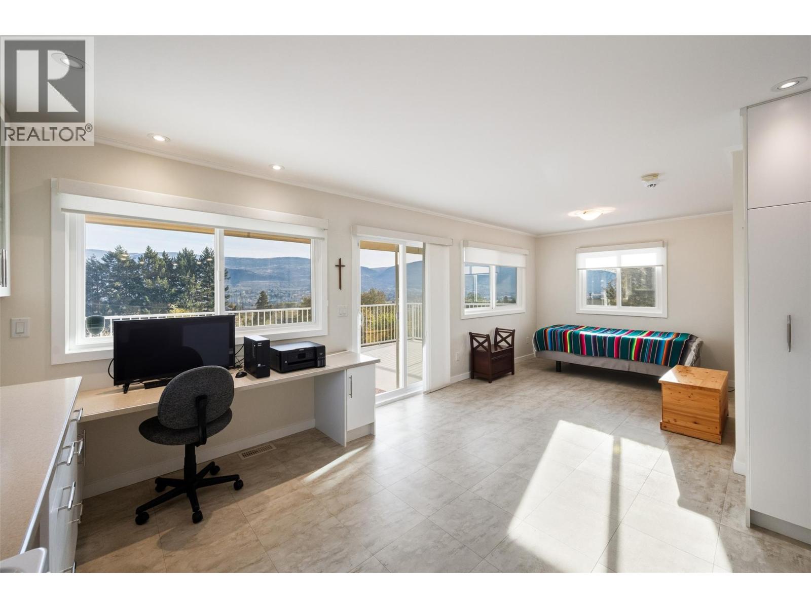  901 Newton Drive, Penticton