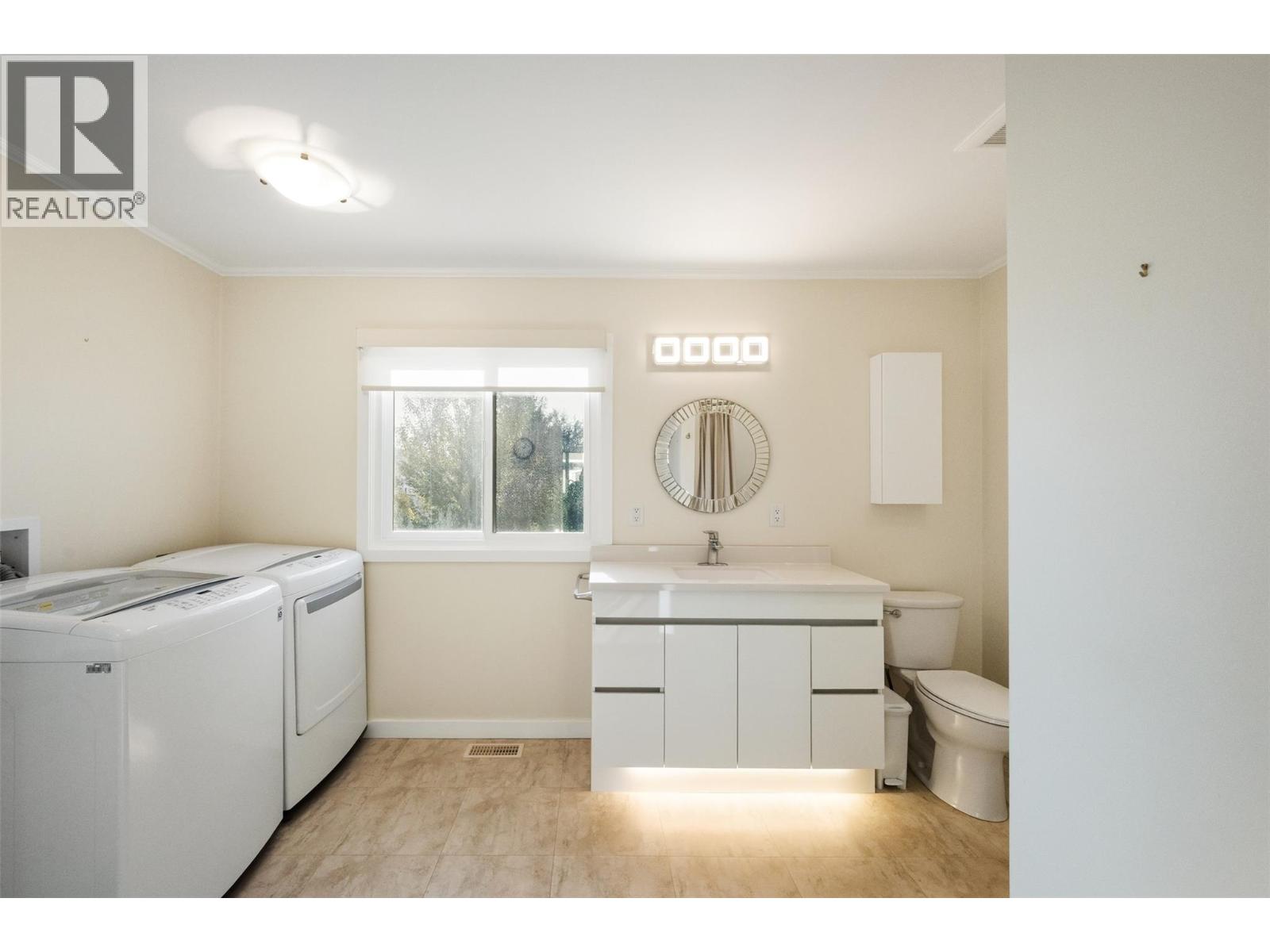  901 Newton Drive, Penticton