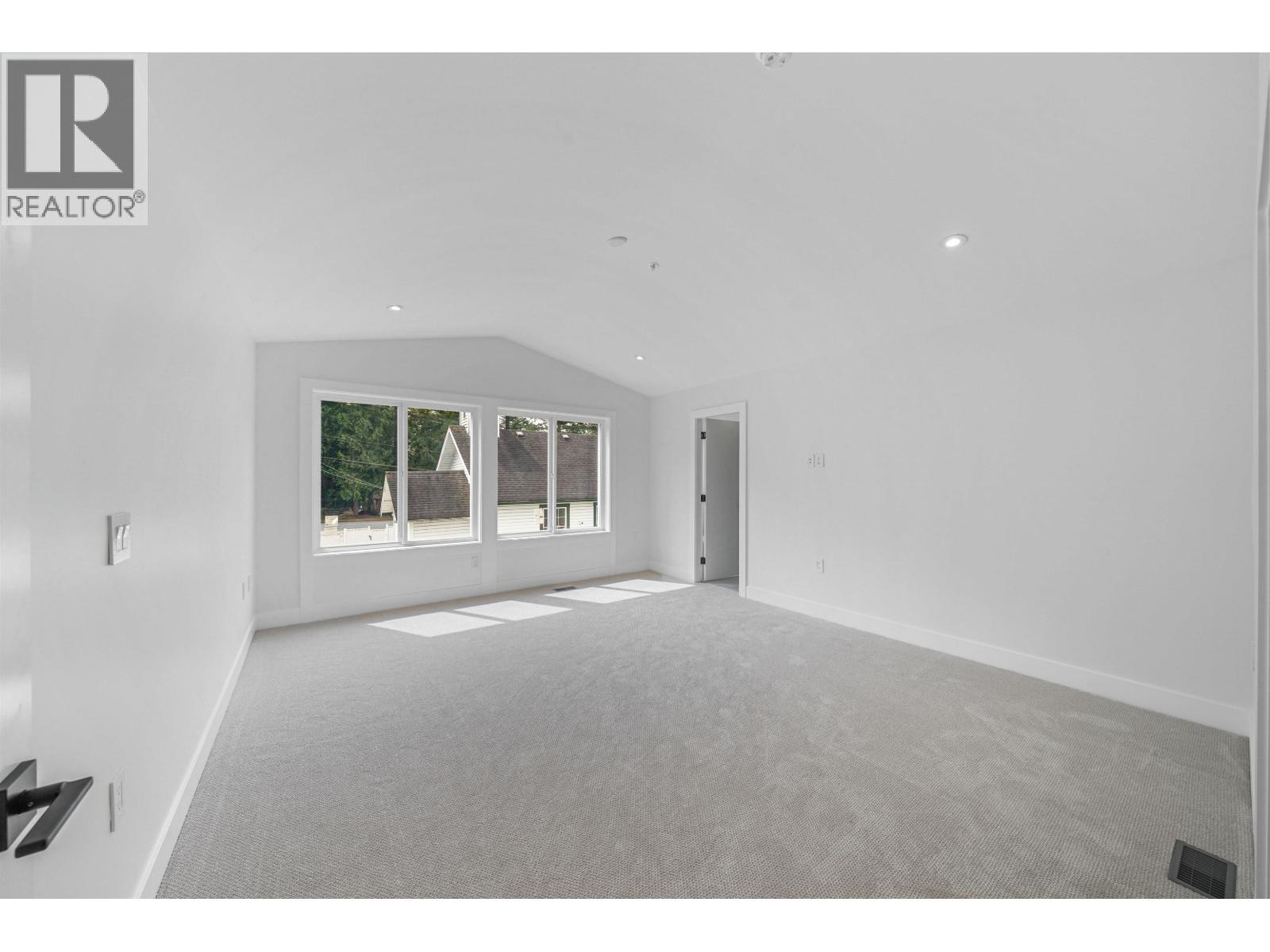 19098 DOERKSEN DRIVE, Pitt Meadows