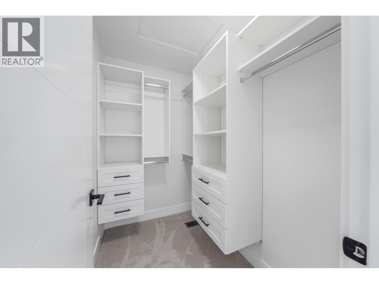 19098 DOERKSEN DRIVE, Pitt Meadows