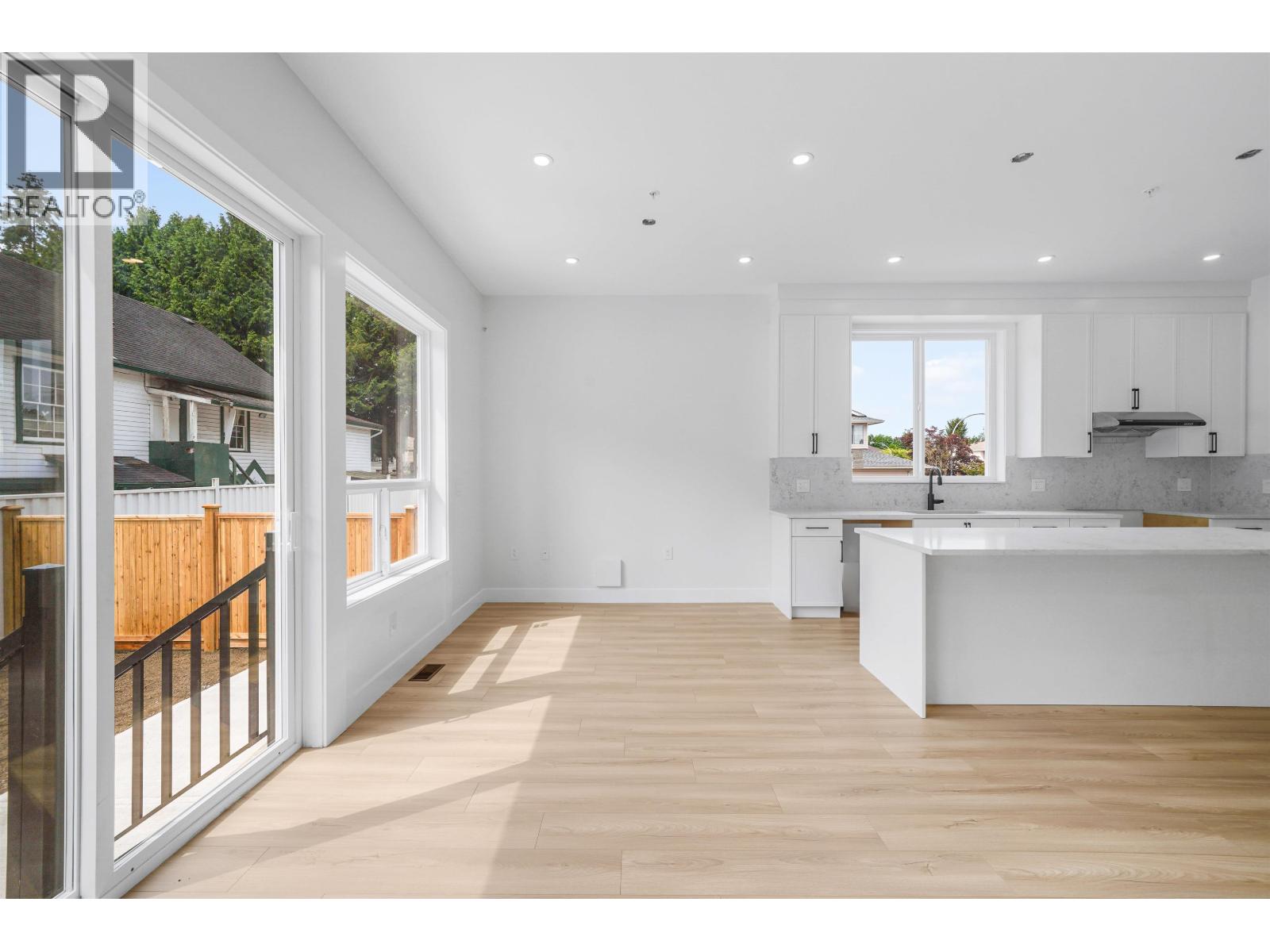 19098 DOERKSEN DRIVE, Pitt Meadows