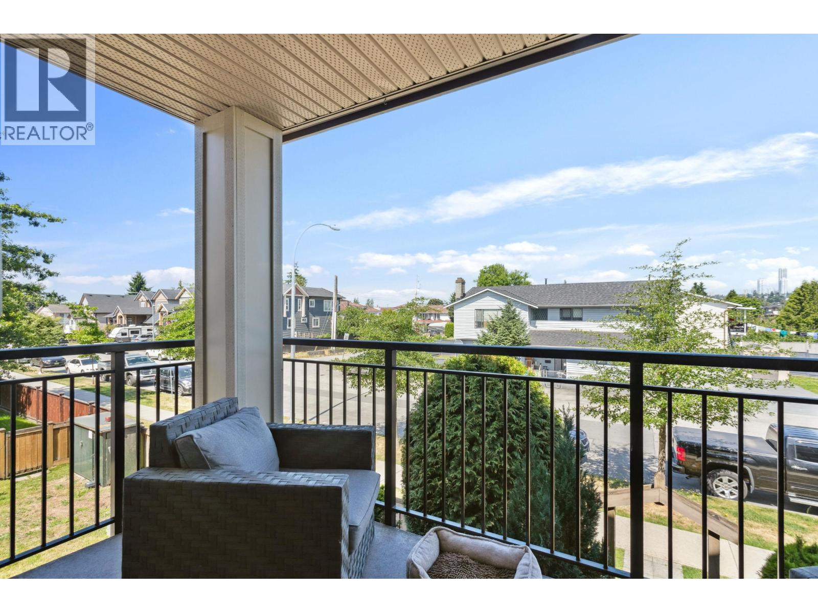 4 160 PEMBINA STREET, New Westminster