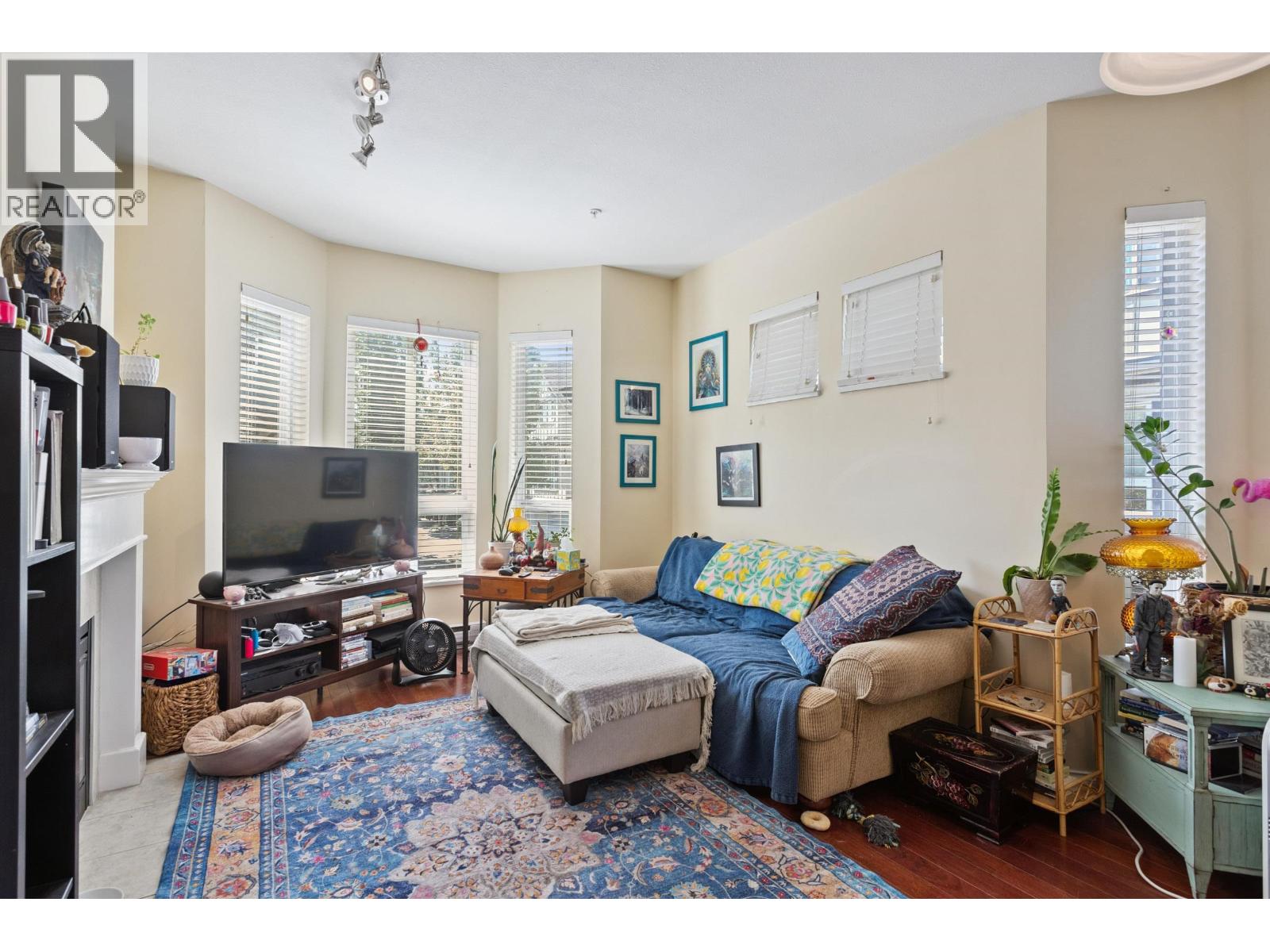 4 160 PEMBINA STREET, New Westminster