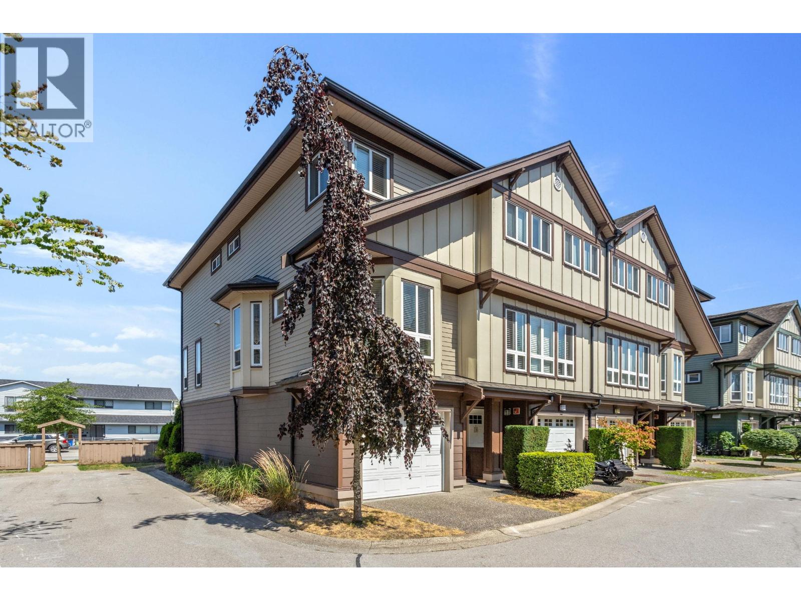 4 160 PEMBINA STREET, New Westminster