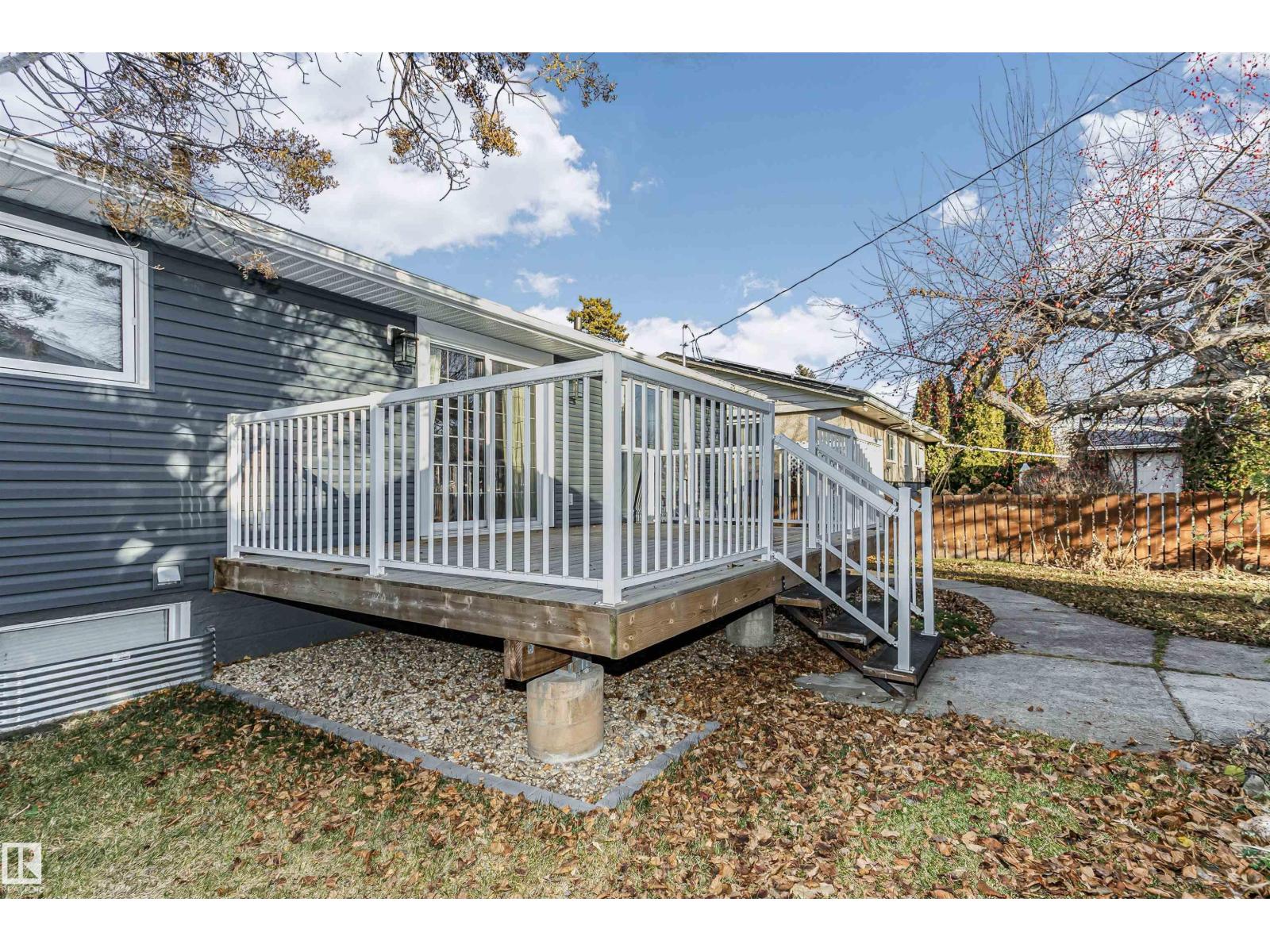 5403 102 AV NW, Edmonton