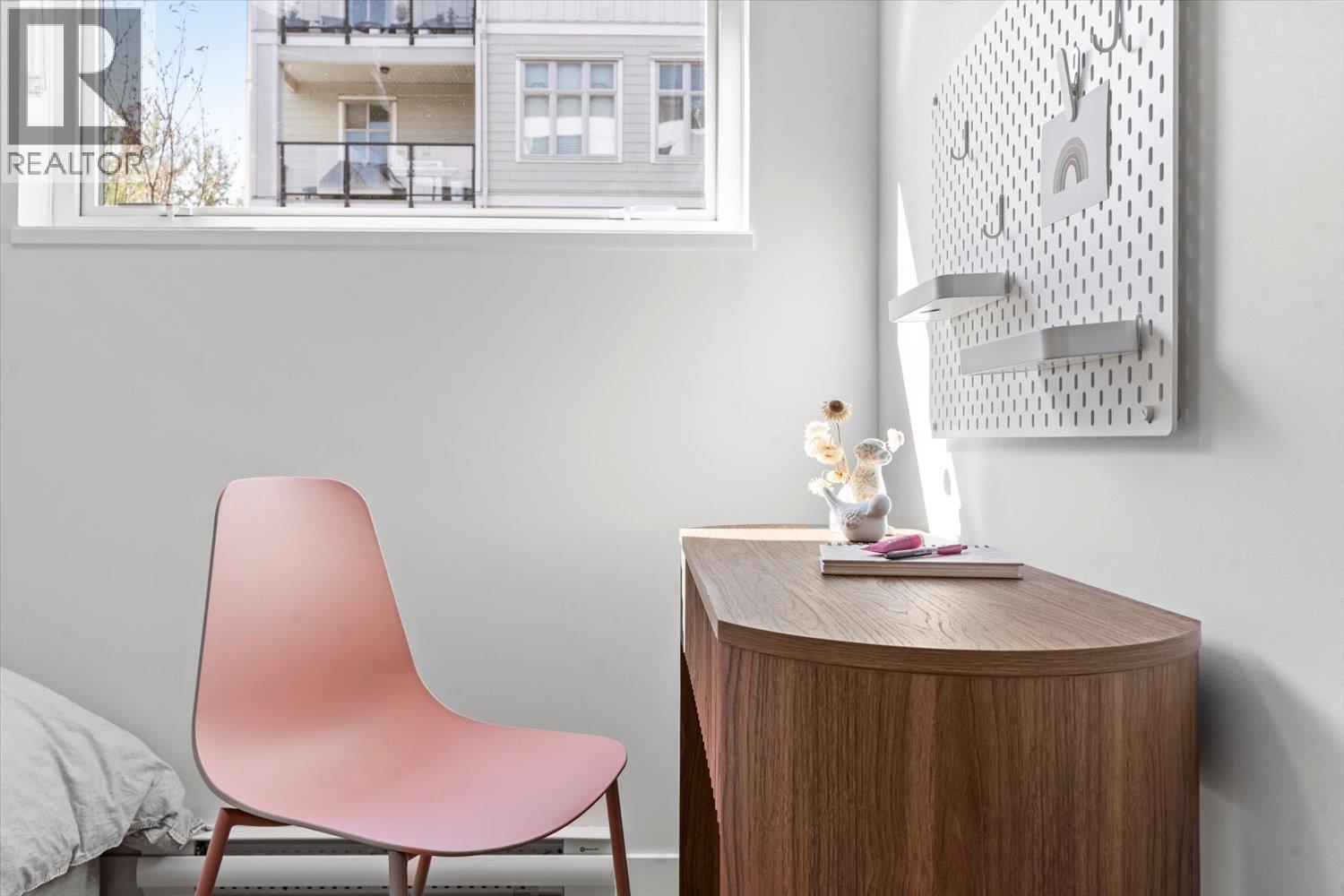 101 2277 HAWTHORNE AVENUE, Port Coquitlam