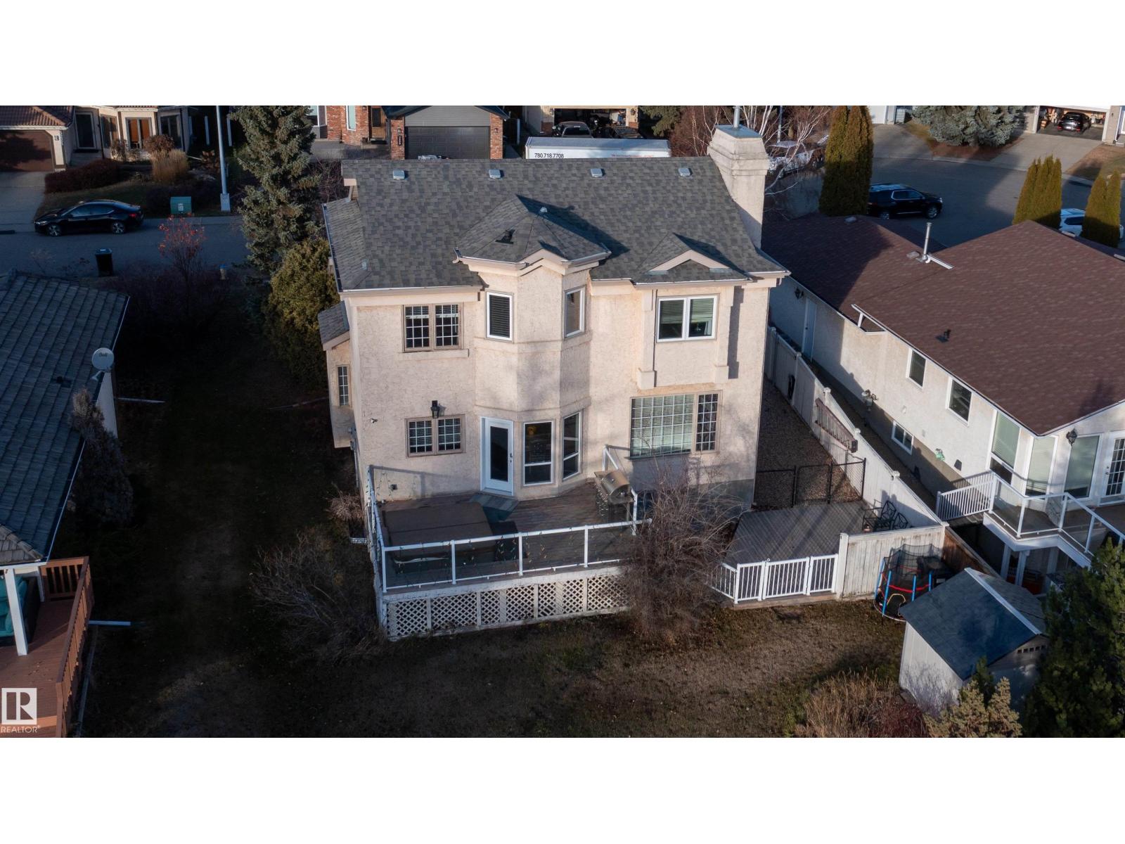 3215 44 AV NW, Edmonton