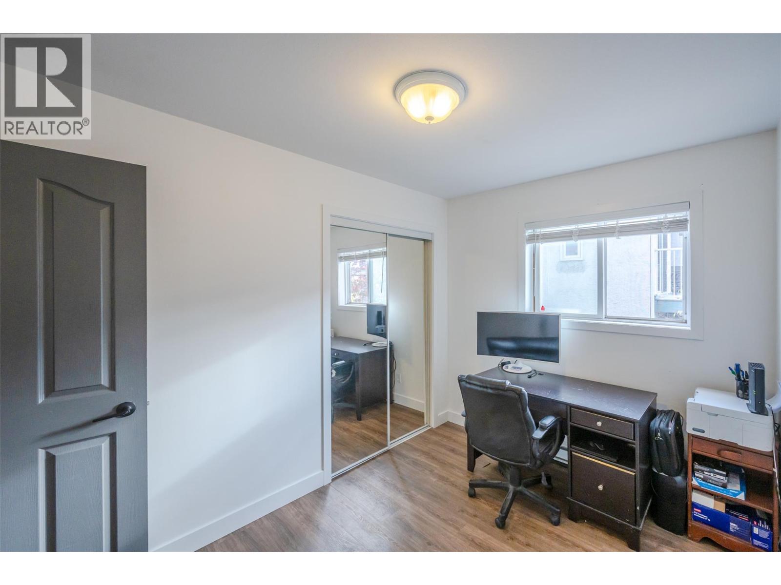 101 93 Van Horne Street, Penticton