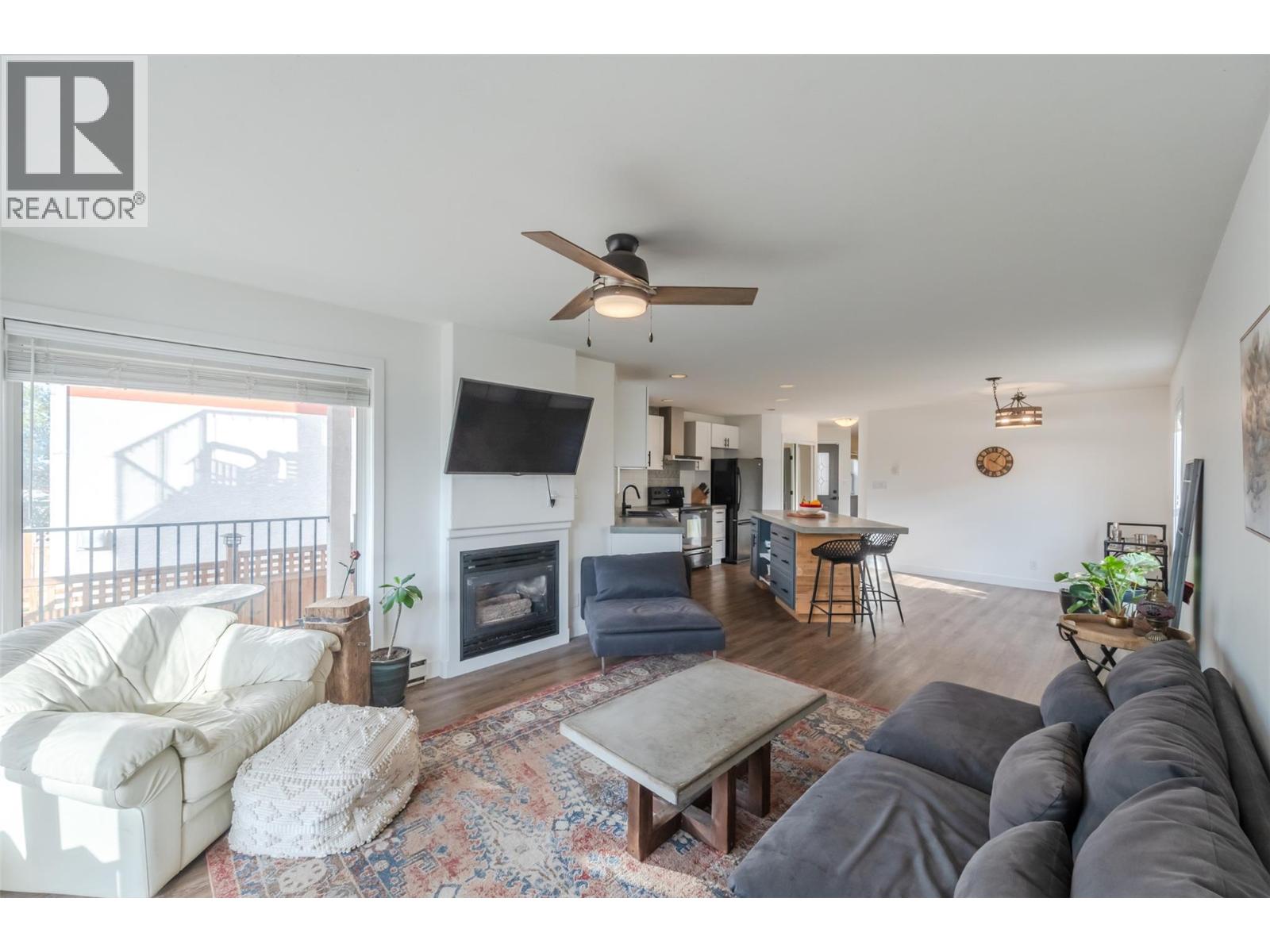 101 93 Van Horne Street, Penticton