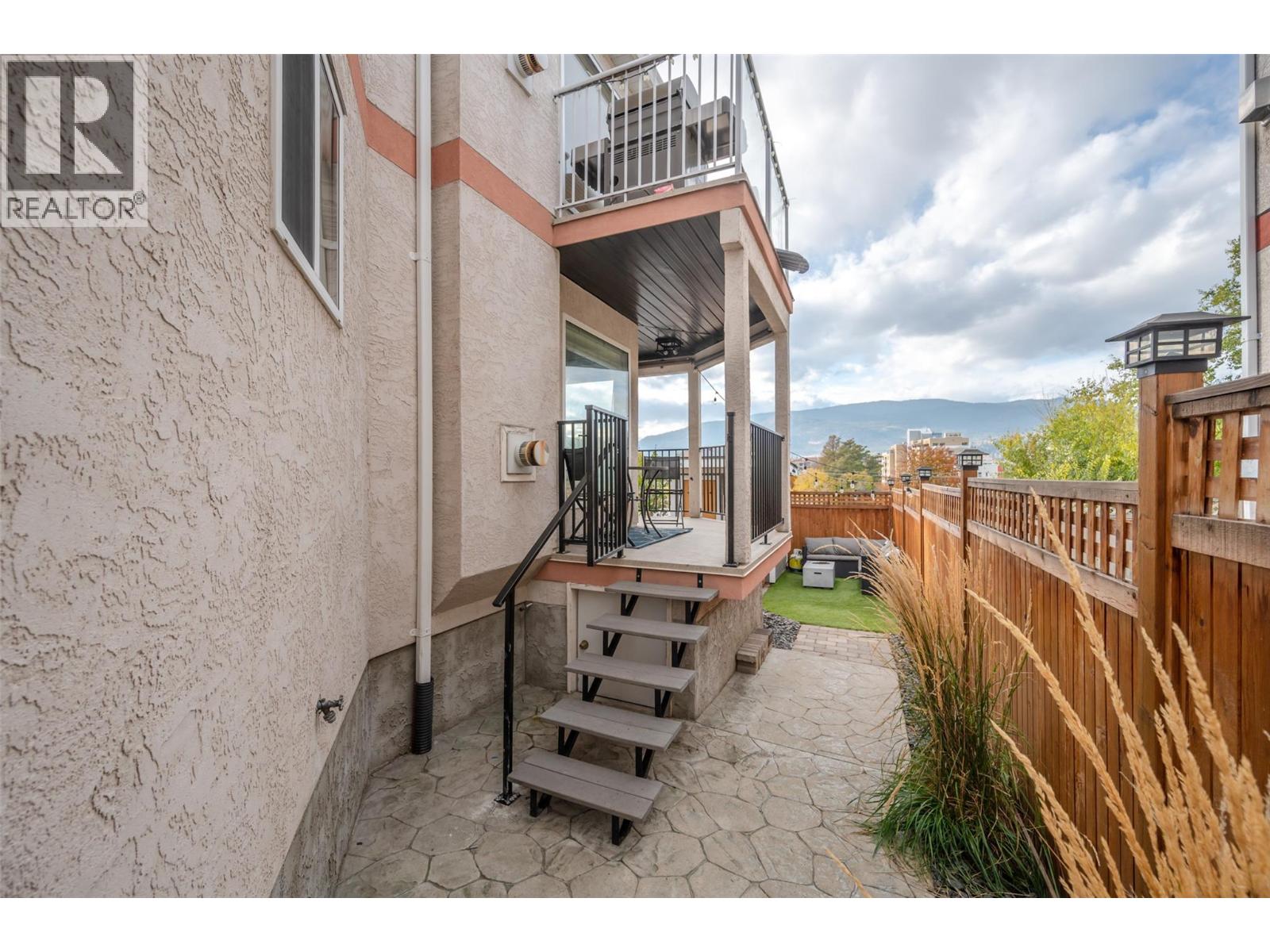101 93 Van Horne Street, Penticton