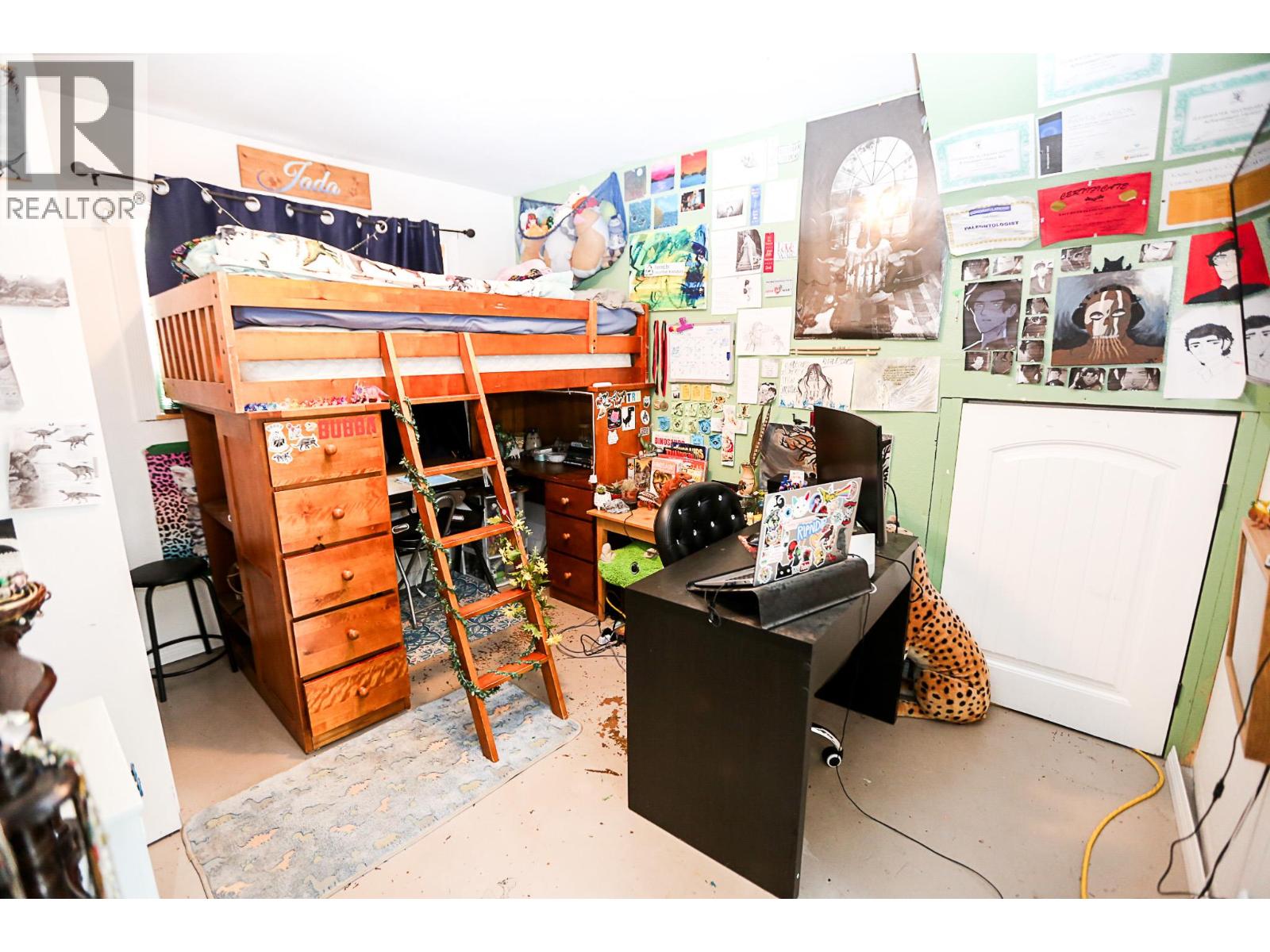 1133 CAROLINE Road - 23