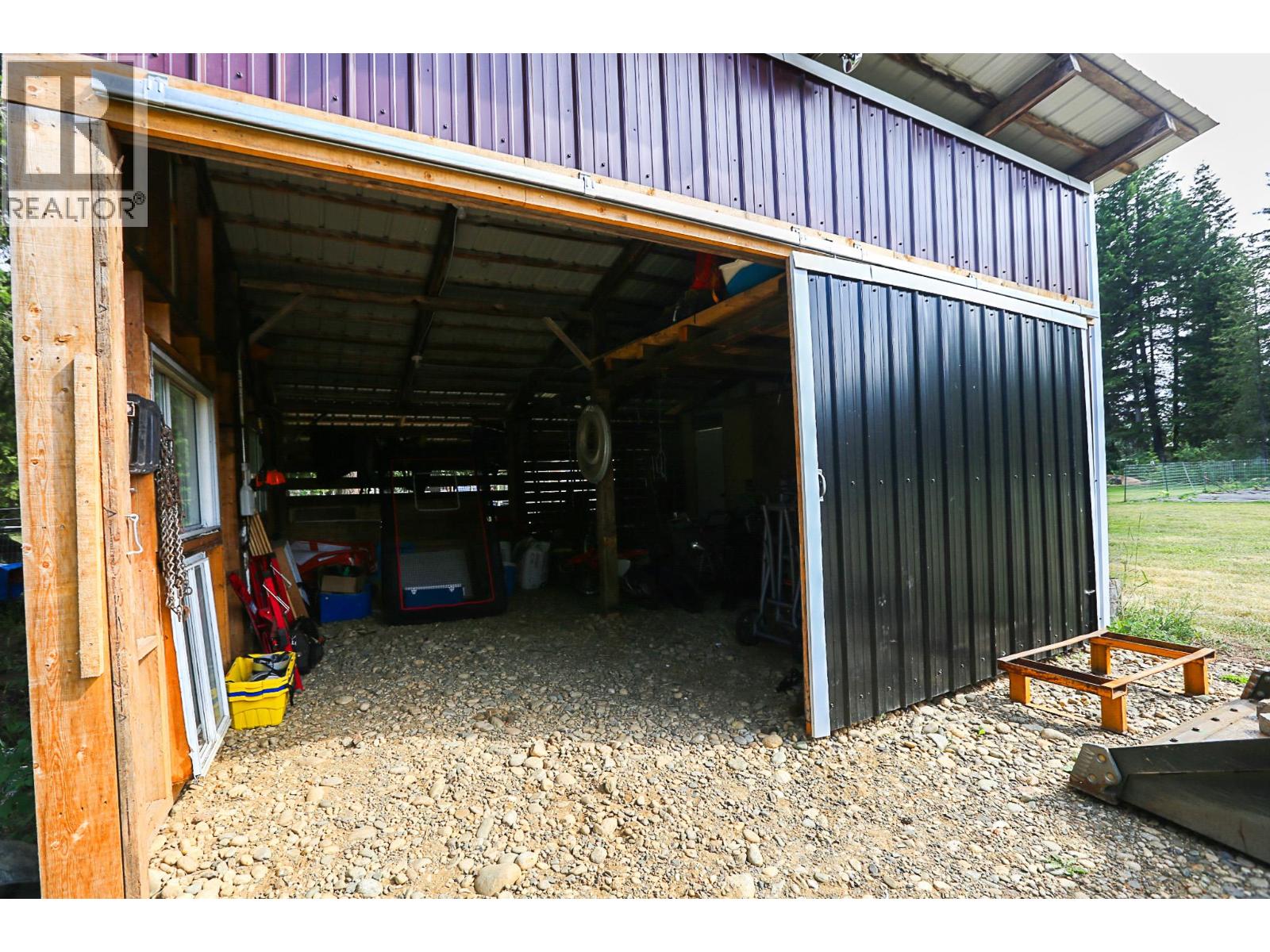 1133 CAROLINE Road - 35