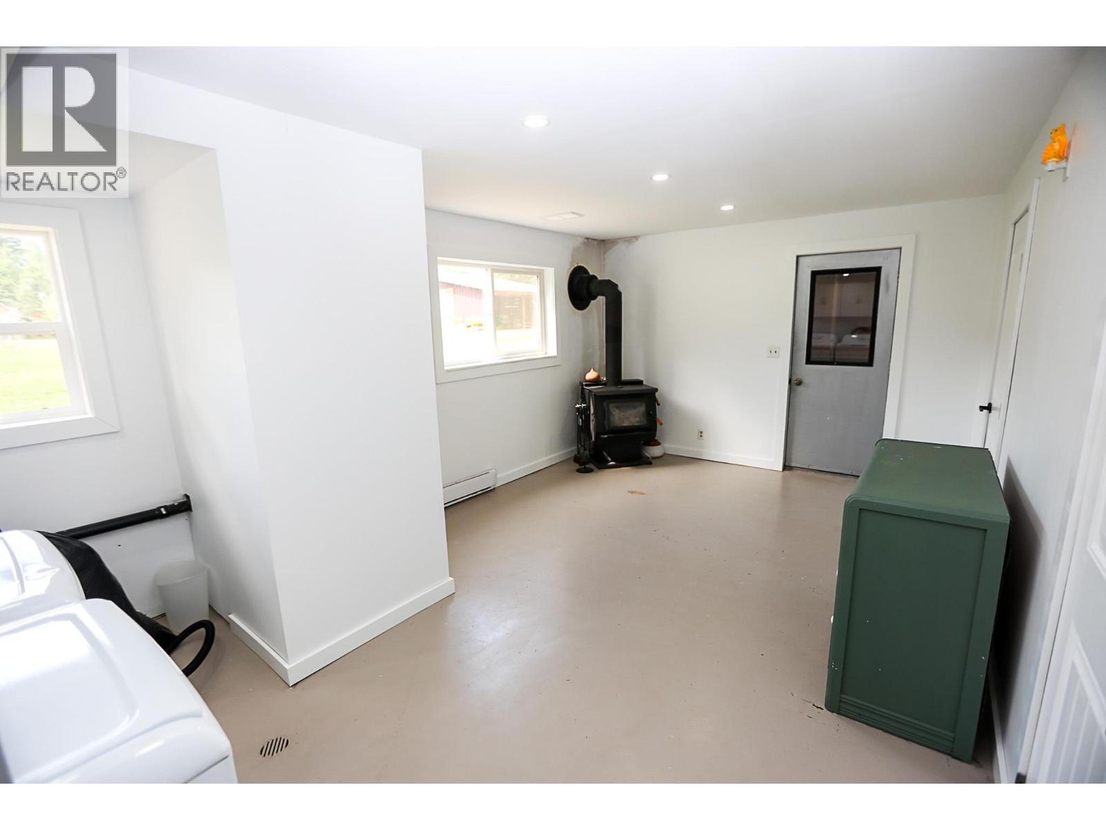 1133 CAROLINE Road - 21
