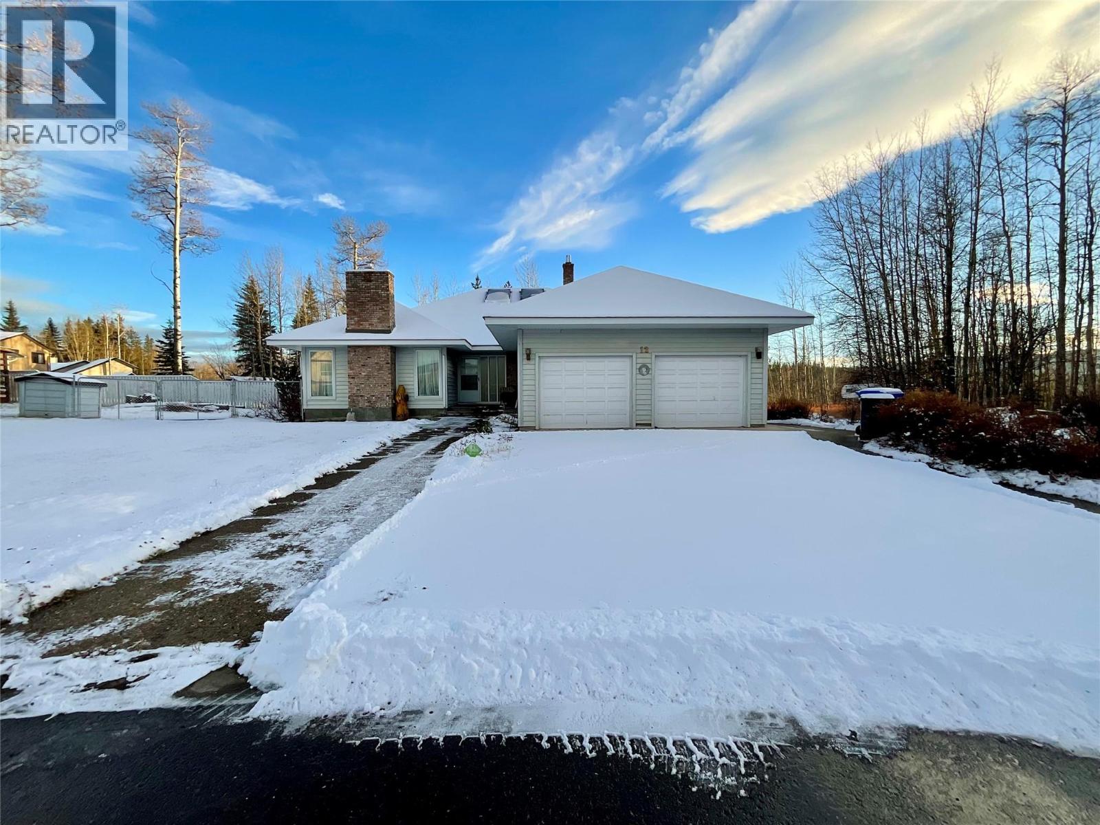 12 Collier Place, Tumbler Ridge