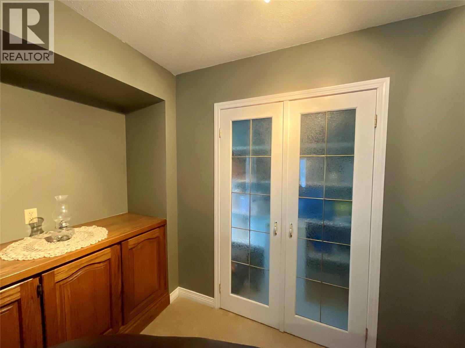 12 Collier Place, Tumbler Ridge