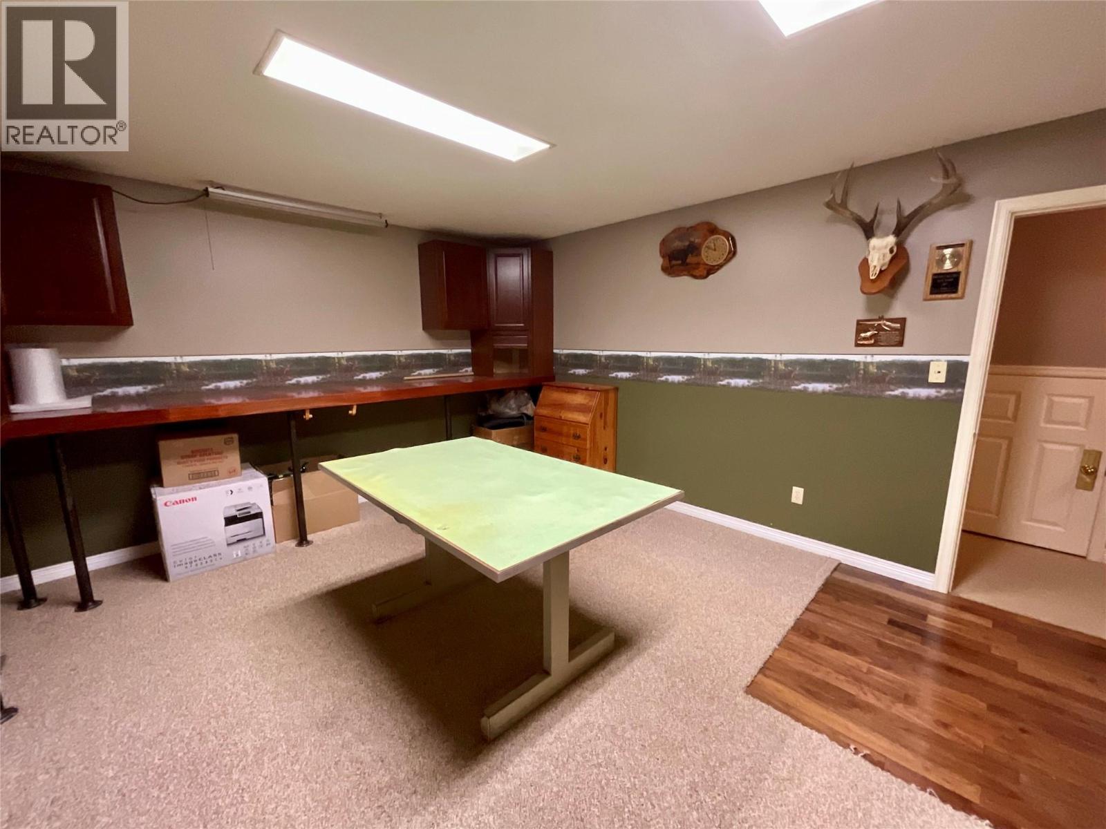 12 Collier Place, Tumbler Ridge