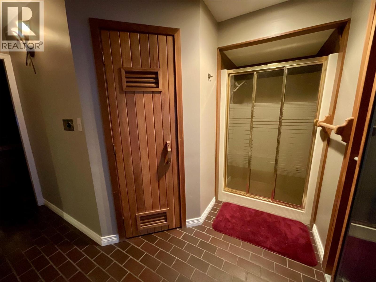 12 Collier Place, Tumbler Ridge