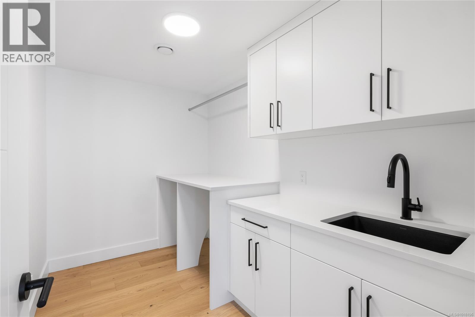 122 Bray Rd, Nanaimo