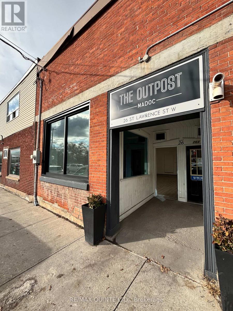 26 St Lawrence Street West