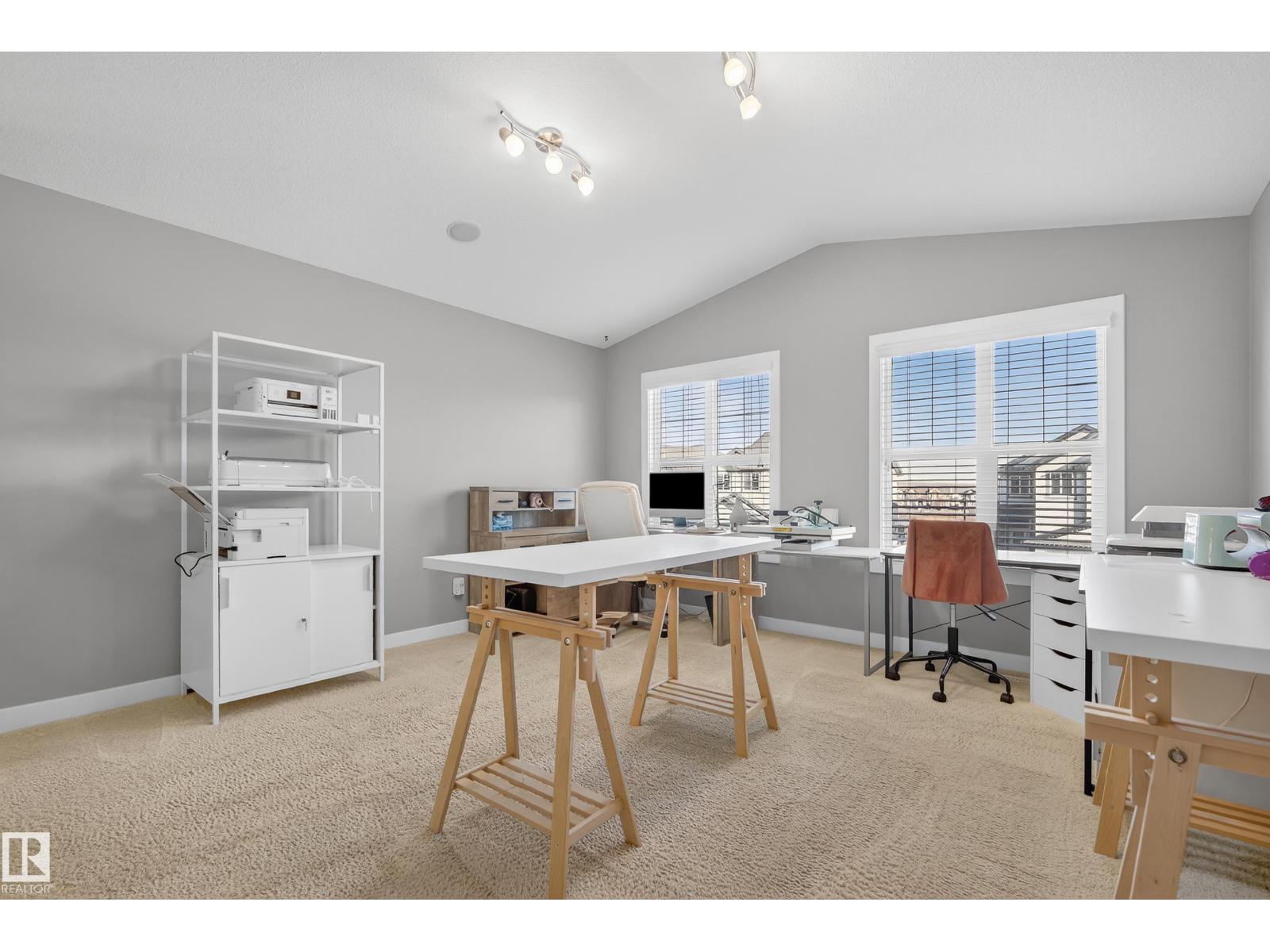 17032 43 ST NW, Edmonton