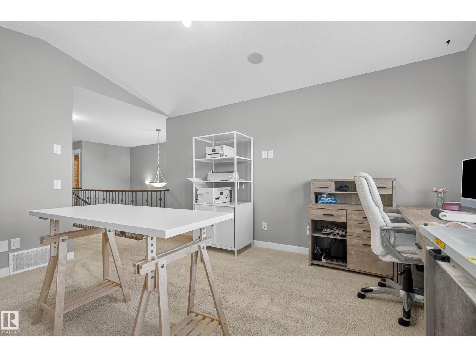 17032 43 ST NW, Edmonton