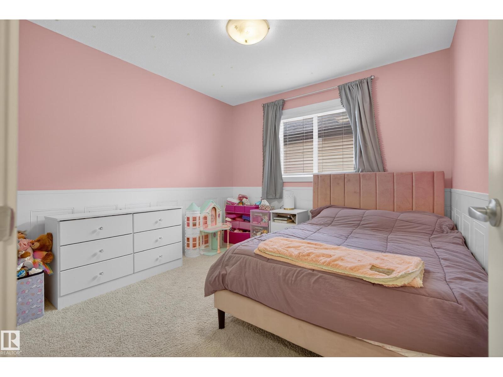 17032 43 ST NW, Edmonton