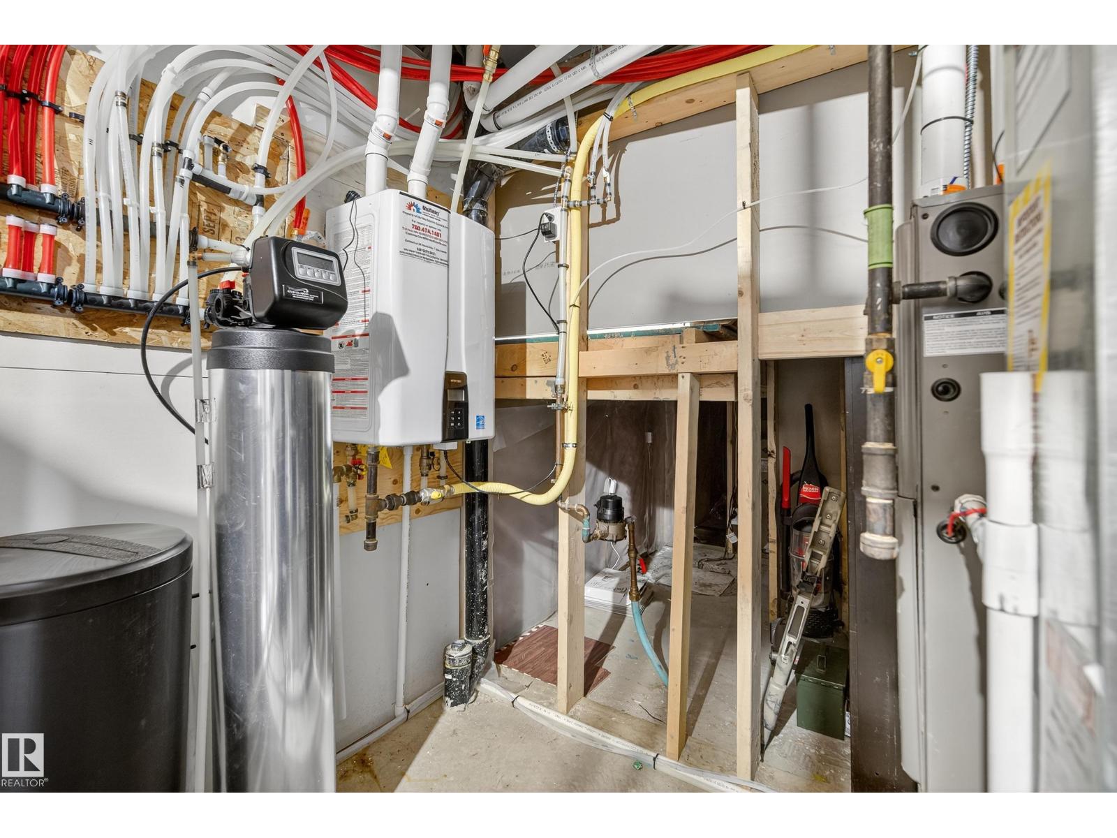 17032 43 ST NW, Edmonton