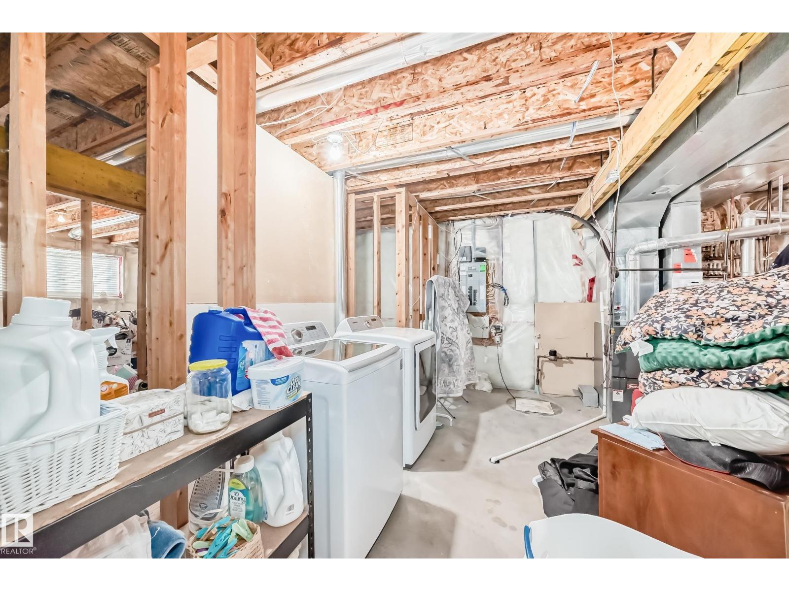 15628 44 ST NW, Edmonton