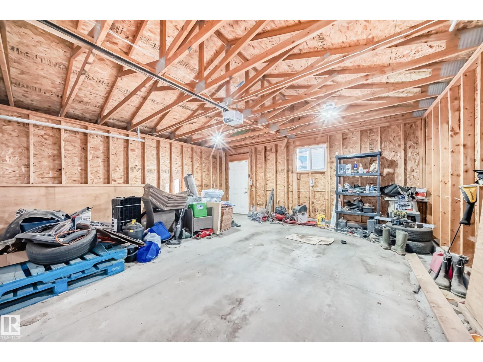 15628 44 ST NW, Edmonton